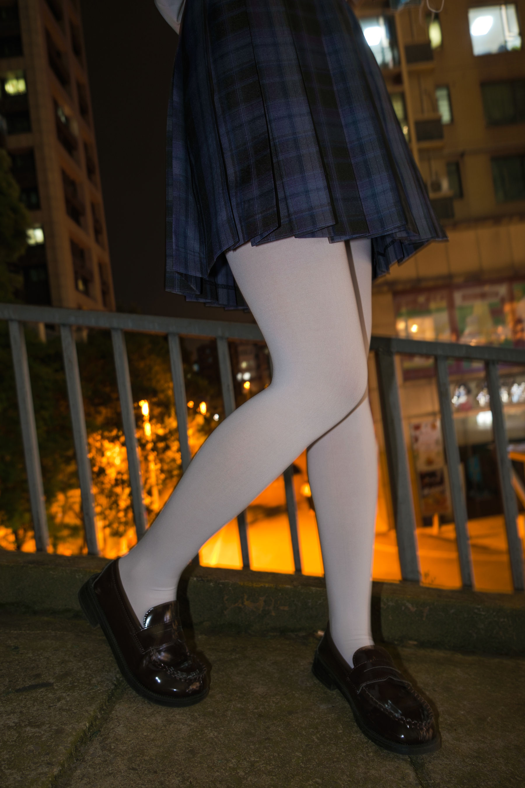 森萝财团写真 月下002 小夜 真空白丝 80D 户外