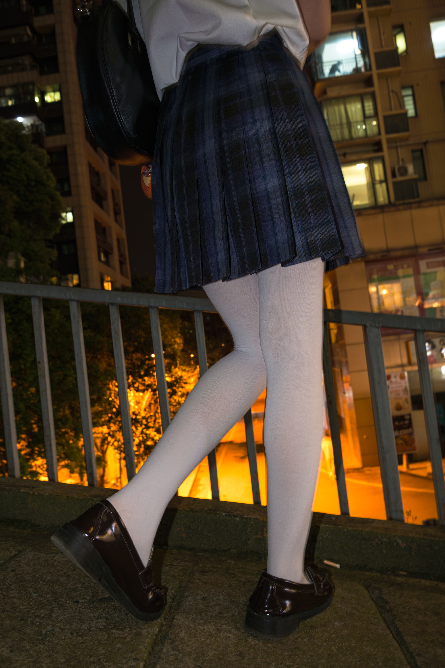 森萝财团写真 月下002 小夜 真空白丝 80D 户外