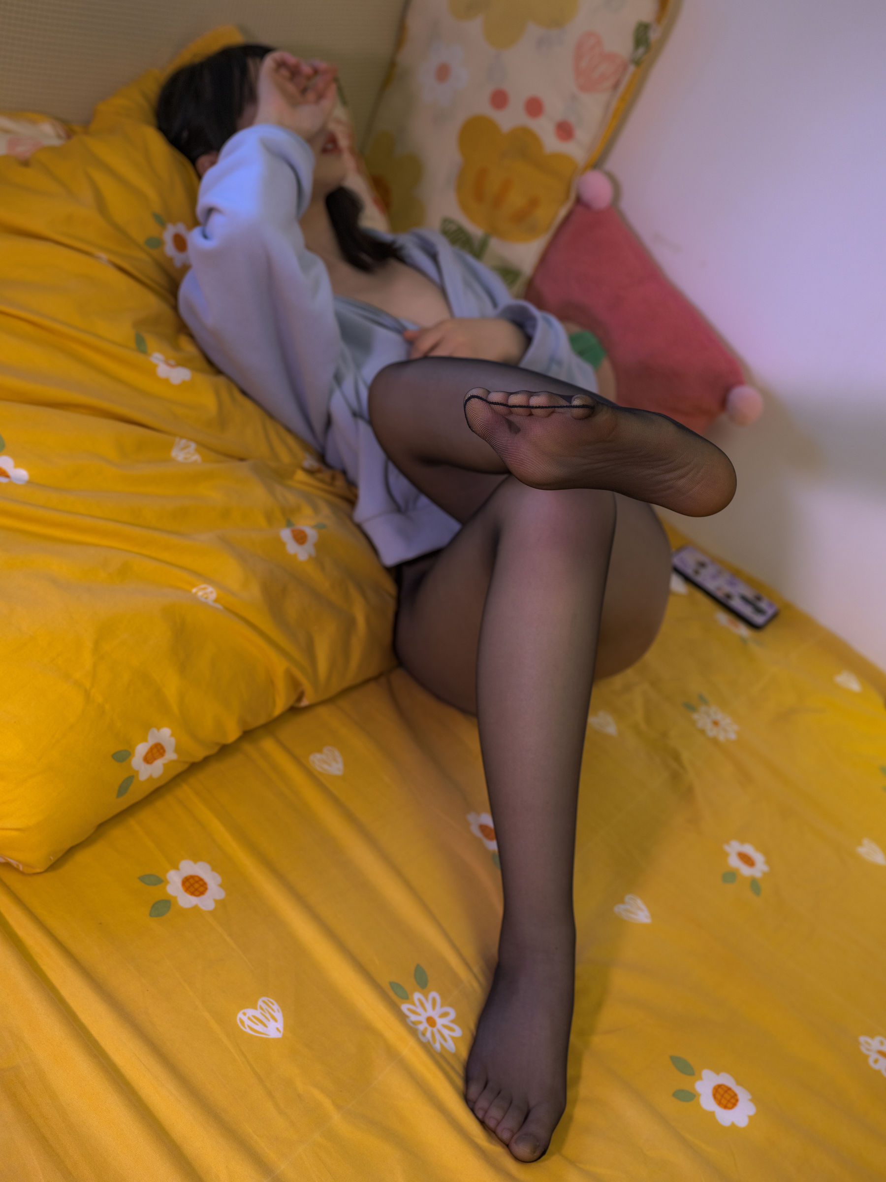 森萝财团写真 月下007 小夜 黑丝 10D 超薄