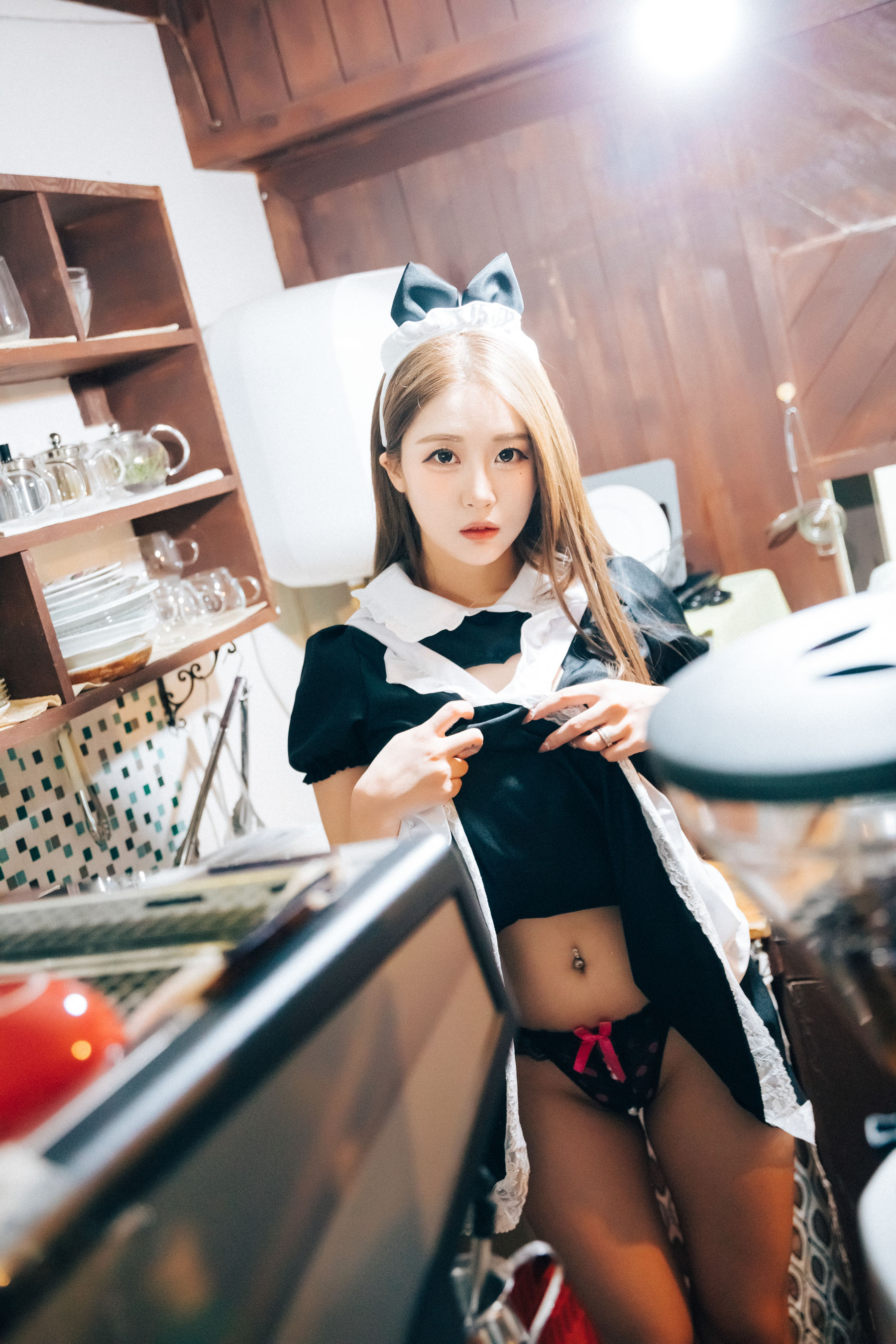 [LOOZY] Bomi - Maid cafe
