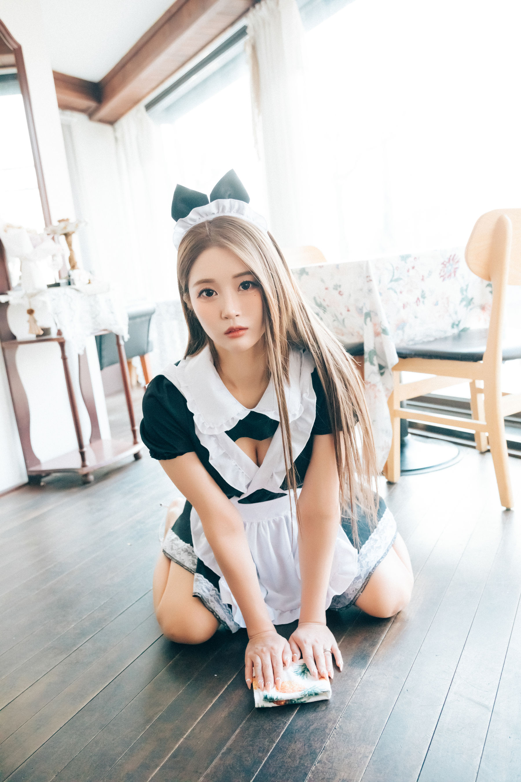 [LOOZY] Bomi - Maid cafe