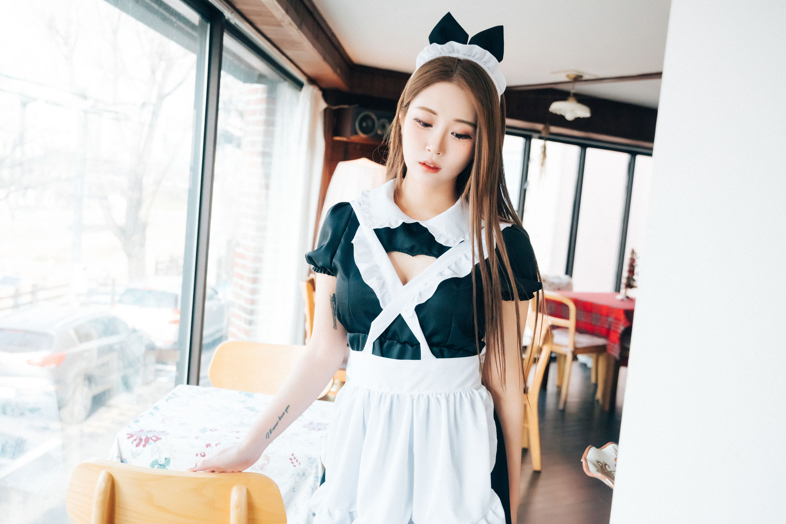 [LOOZY] Bomi - Maid cafe