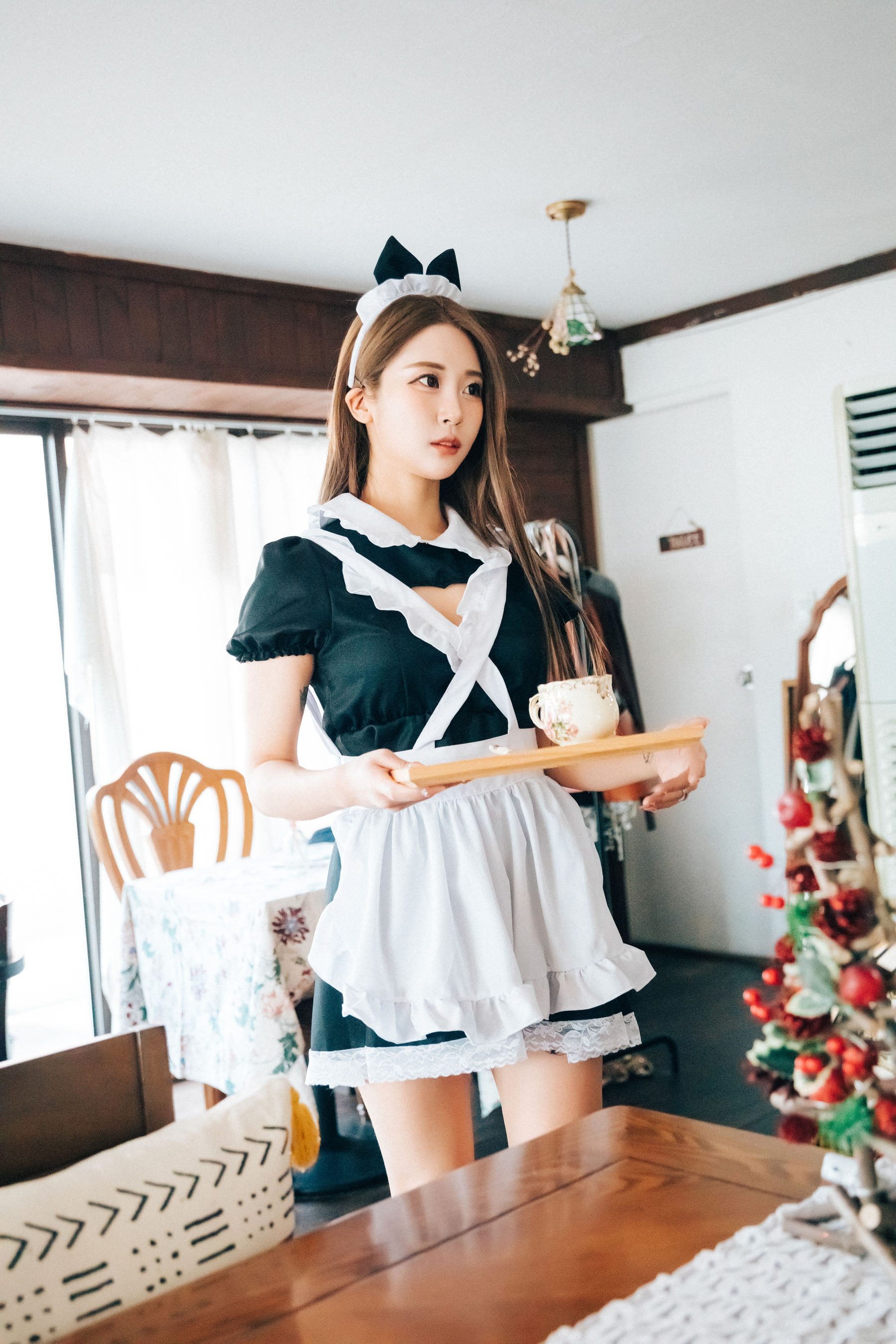 [LOOZY] Bomi - Maid cafe