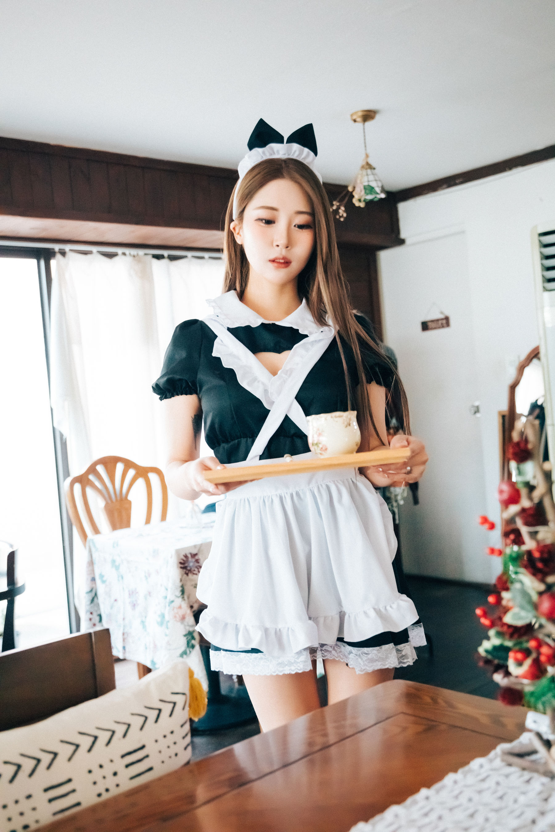 [LOOZY] Bomi - Maid cafe