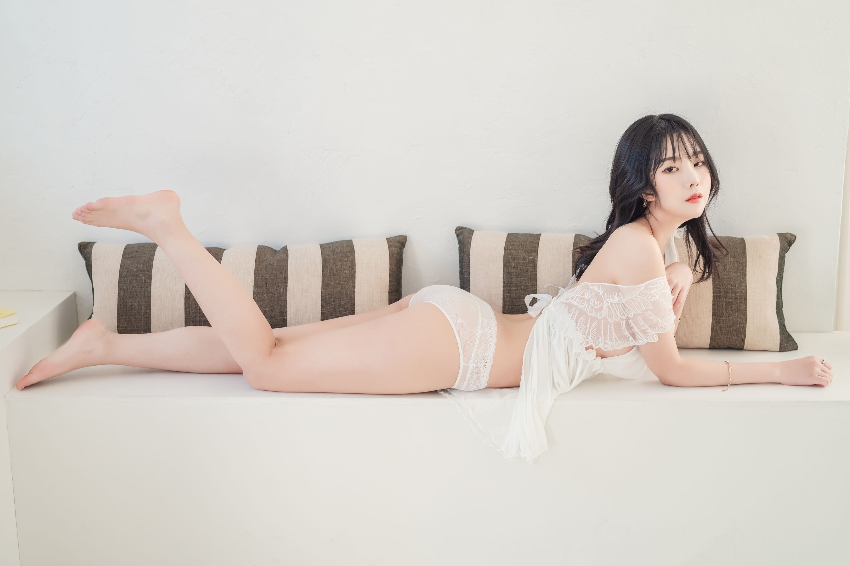 [PATREON] Yuna - Flowers