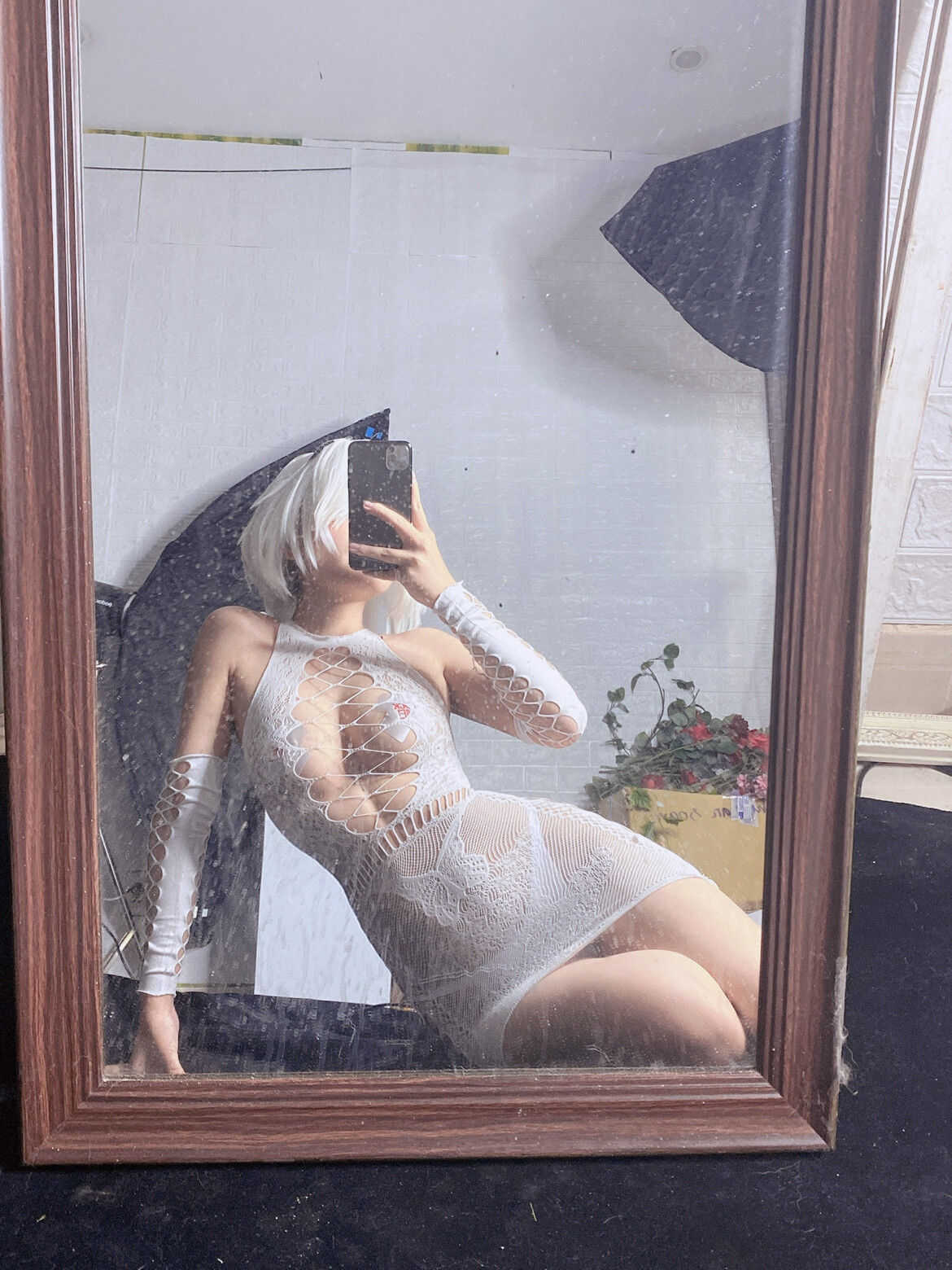 Umeko J - NieR 2B