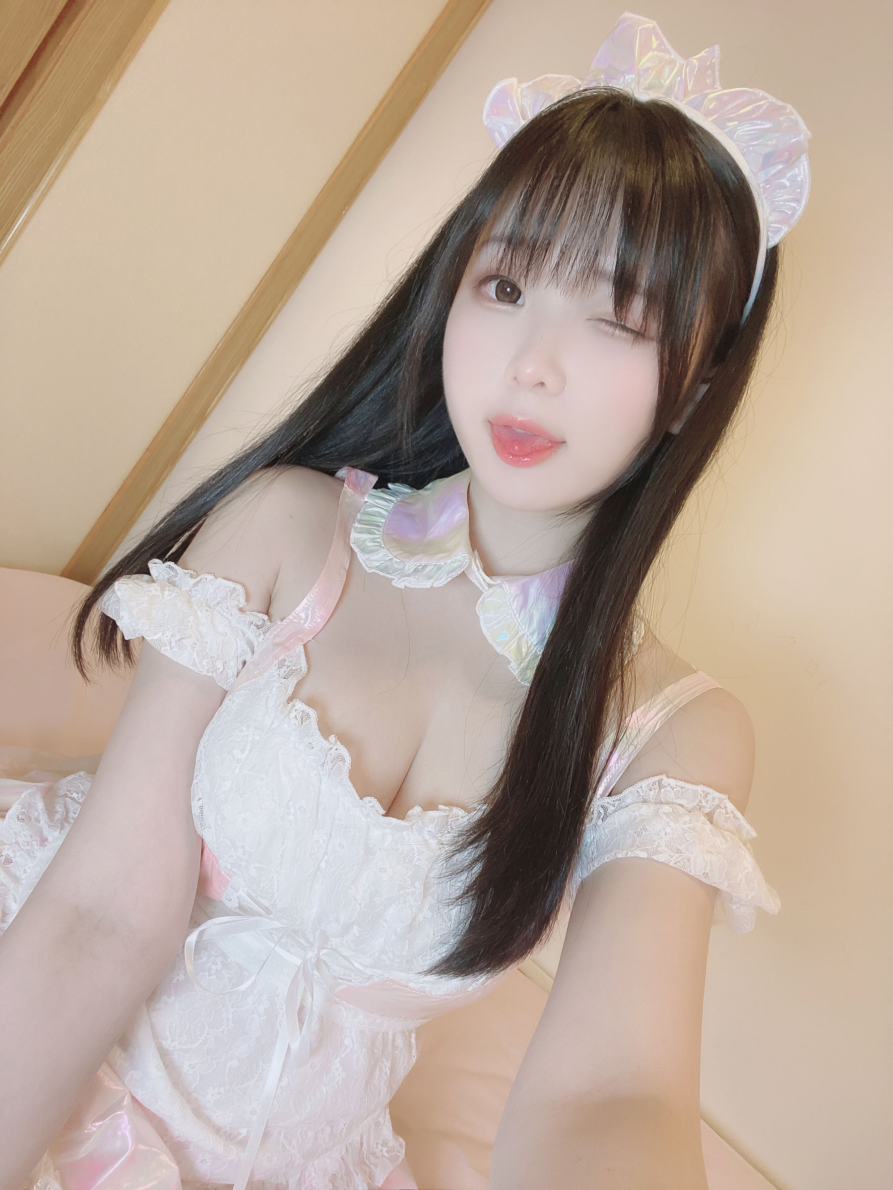 微博妹纸霜月shimo[fantia] 2023-02-18 自撮り