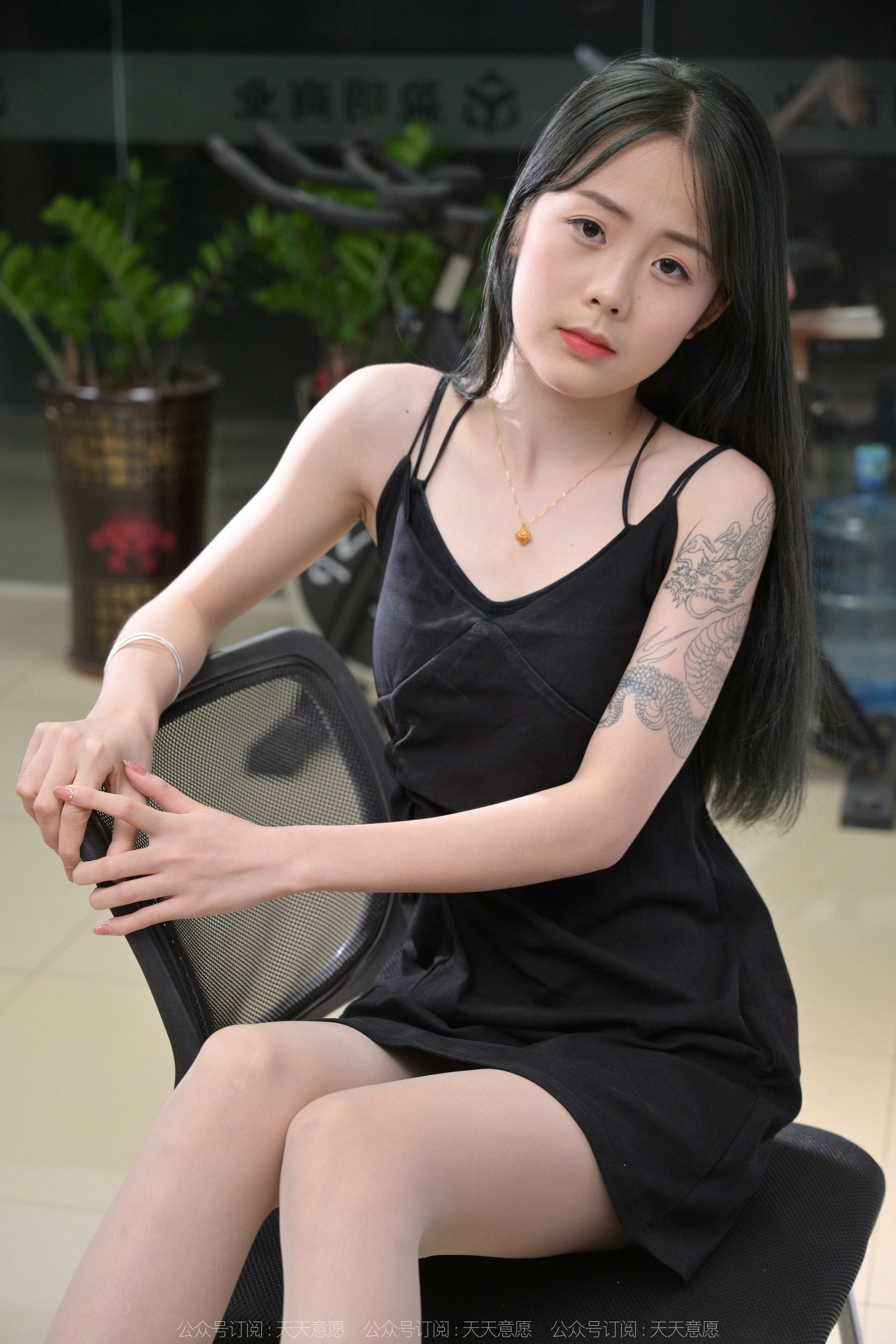 IESS异思趣向 - 模特： 二八 《想你的夜》