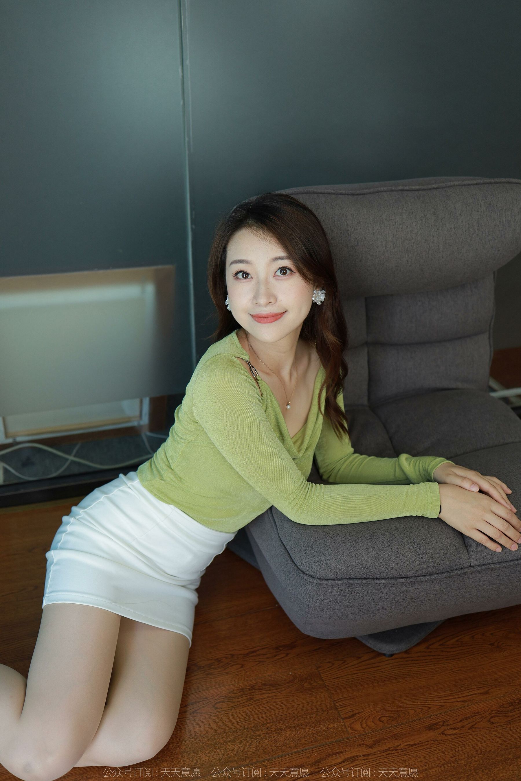 IESS异思趣向 - 模特： 小婕 《迷人玉姐》