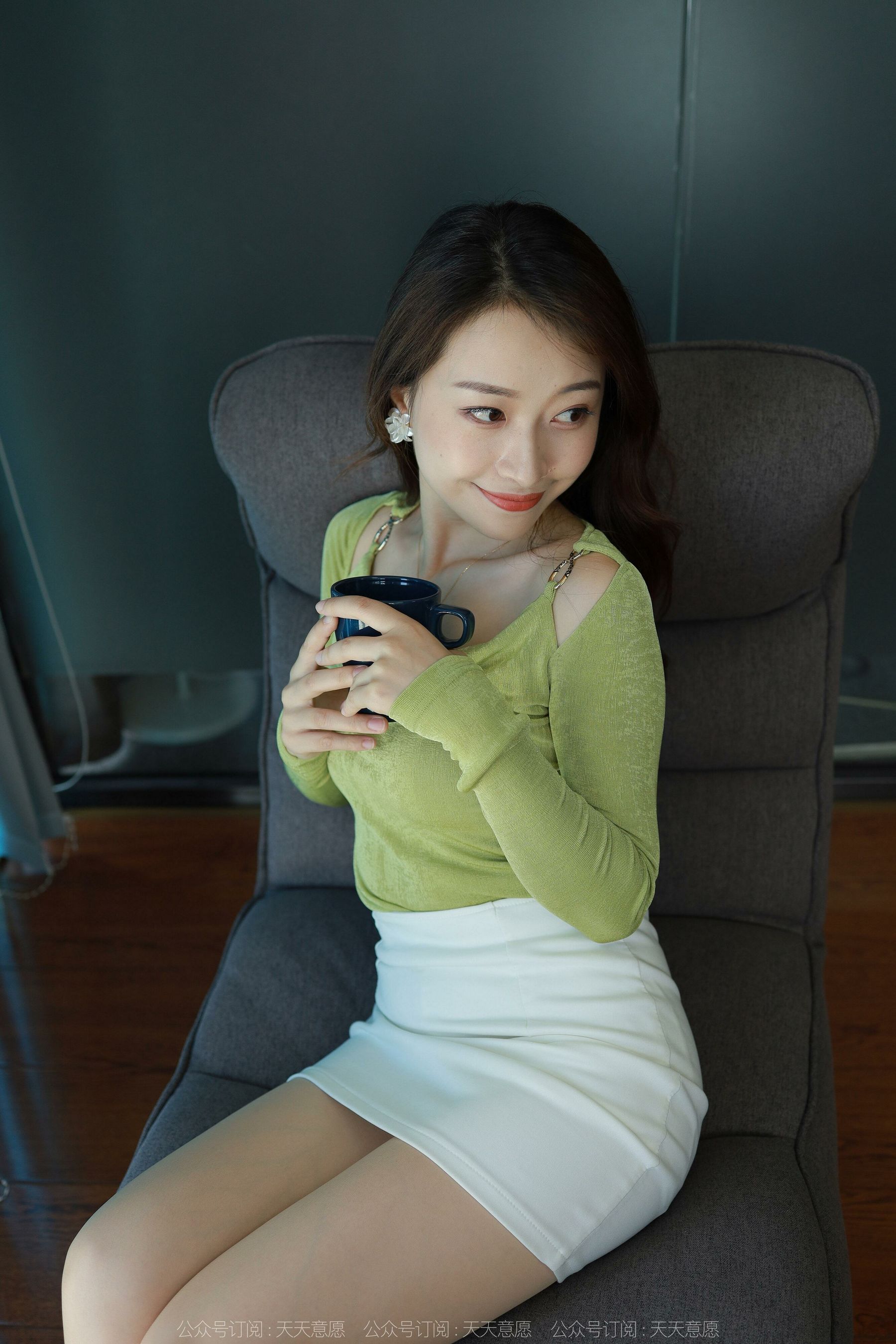 IESS异思趣向 - 模特： 小婕 《迷人玉姐》