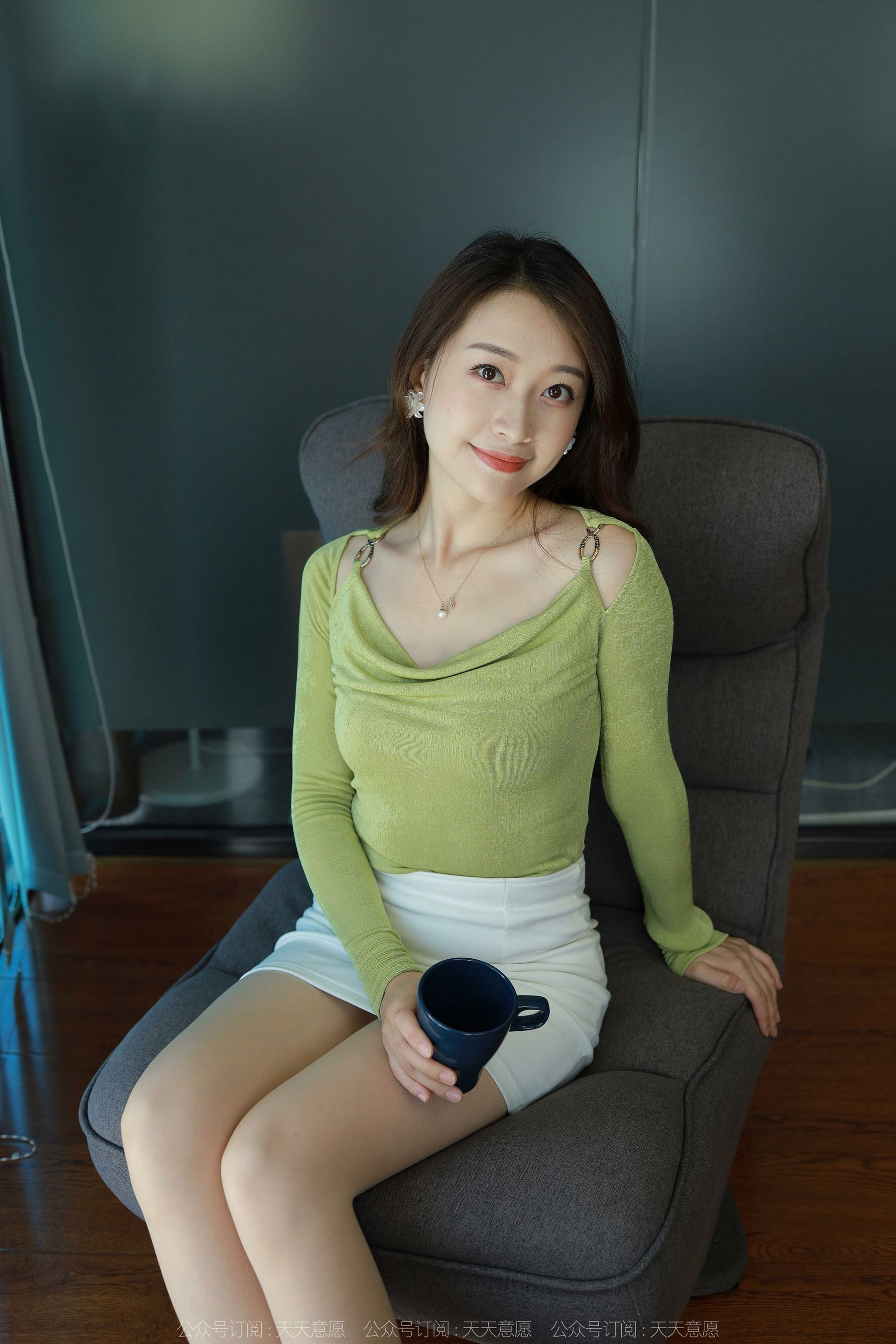 IESS异思趣向 - 模特： 小婕 《迷人玉姐》