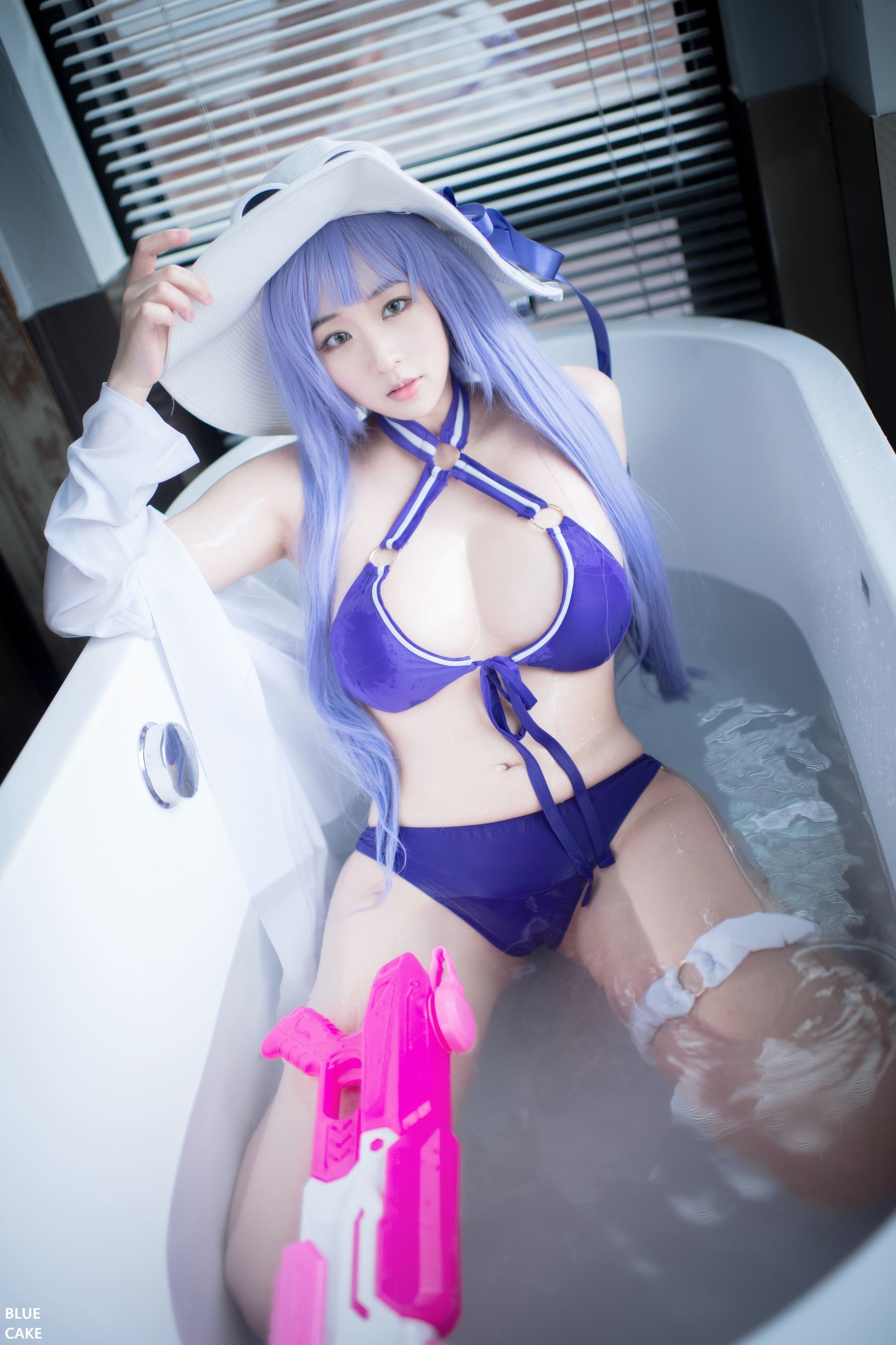 [BLUECAKE] Nono - Pool Party Caitlyn