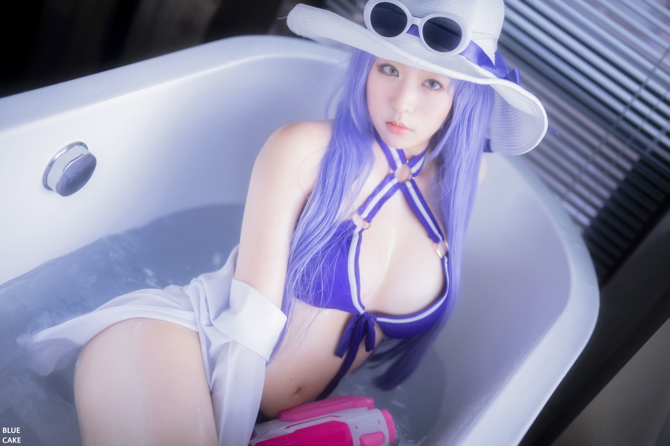 [BLUECAKE] Nono - Pool Party Caitlyn
