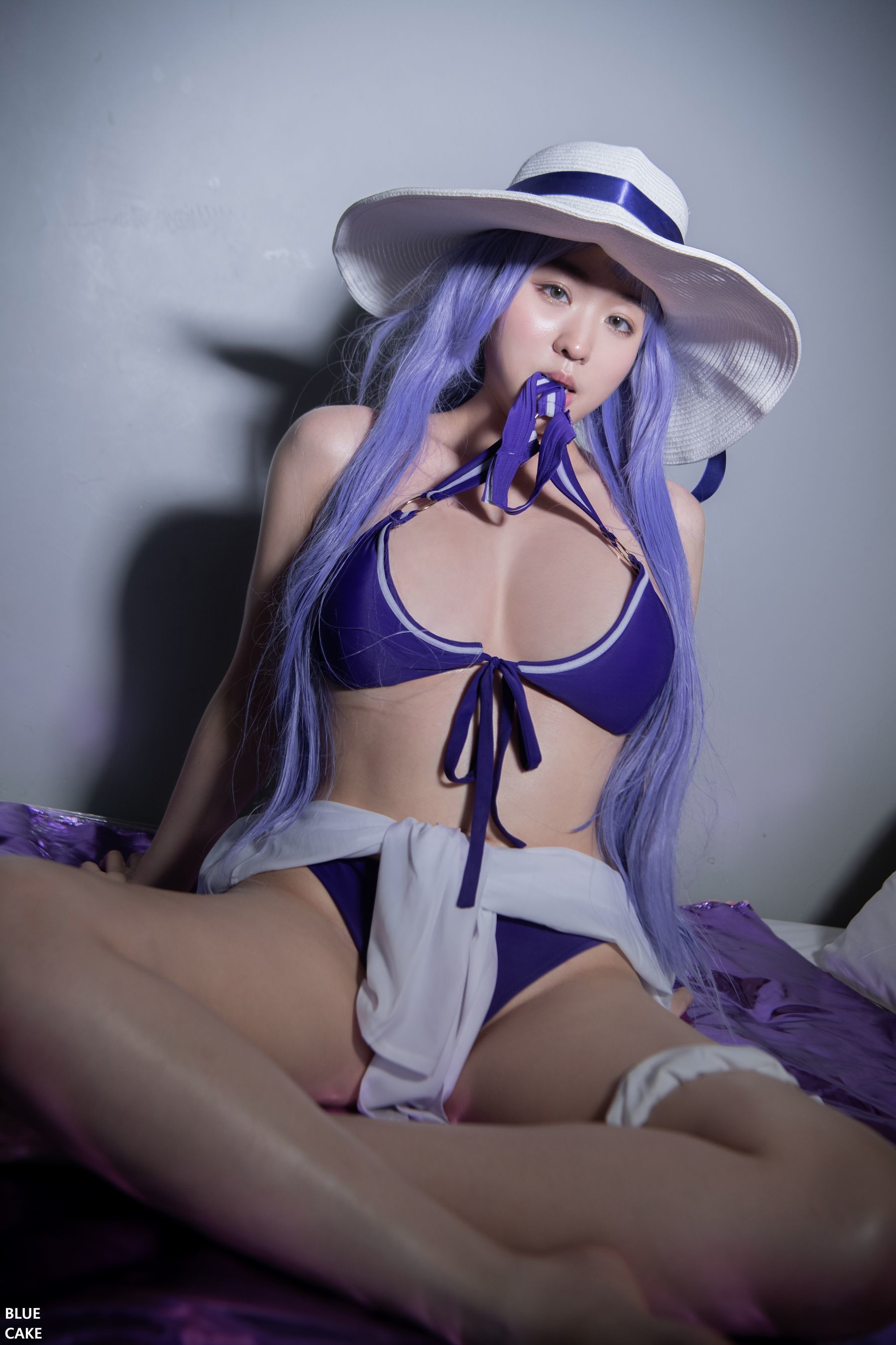 [BLUECAKE] Nono - Pool Party Caitlyn