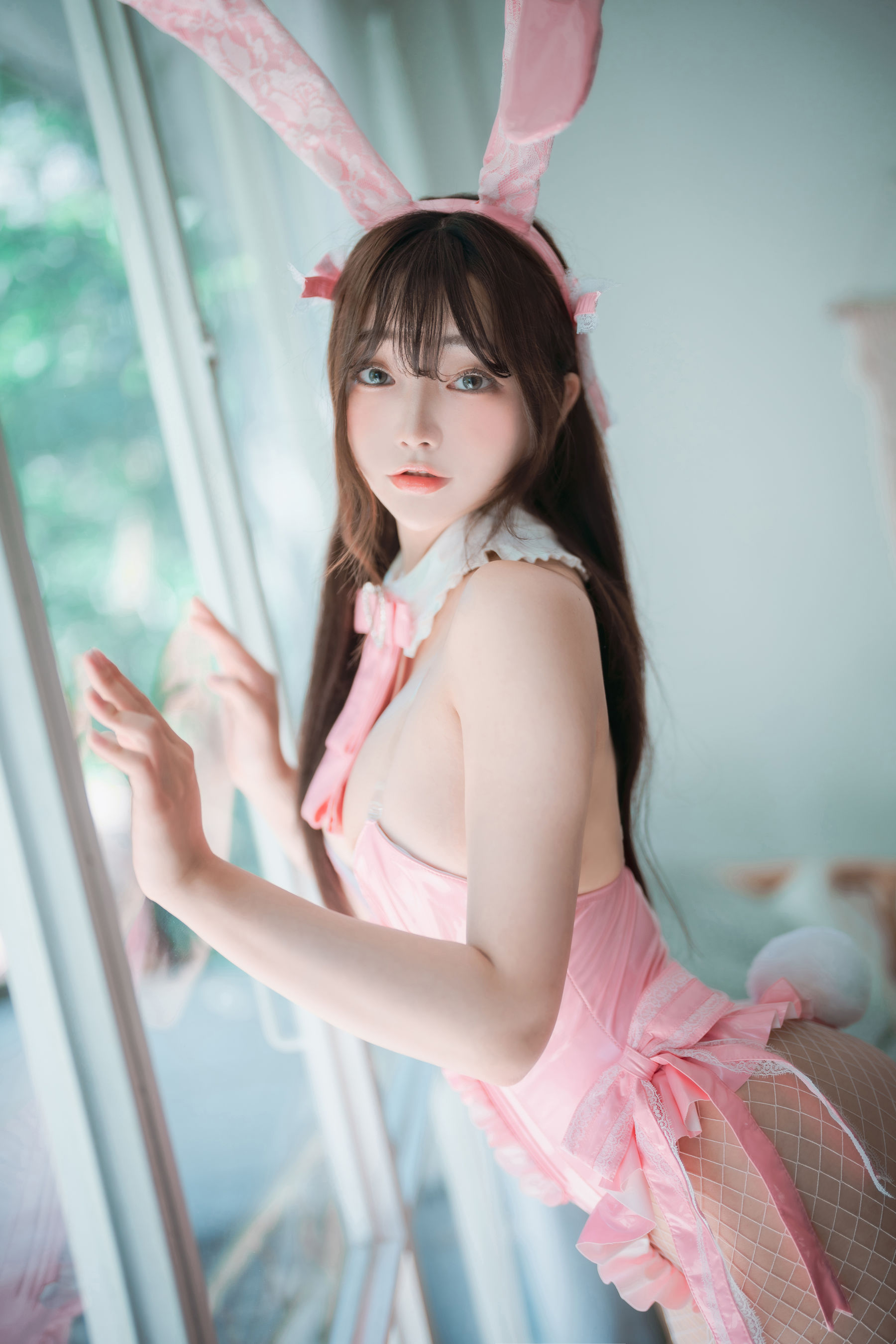 [DJAWA] Newbom - The Year of the Pink Bunny