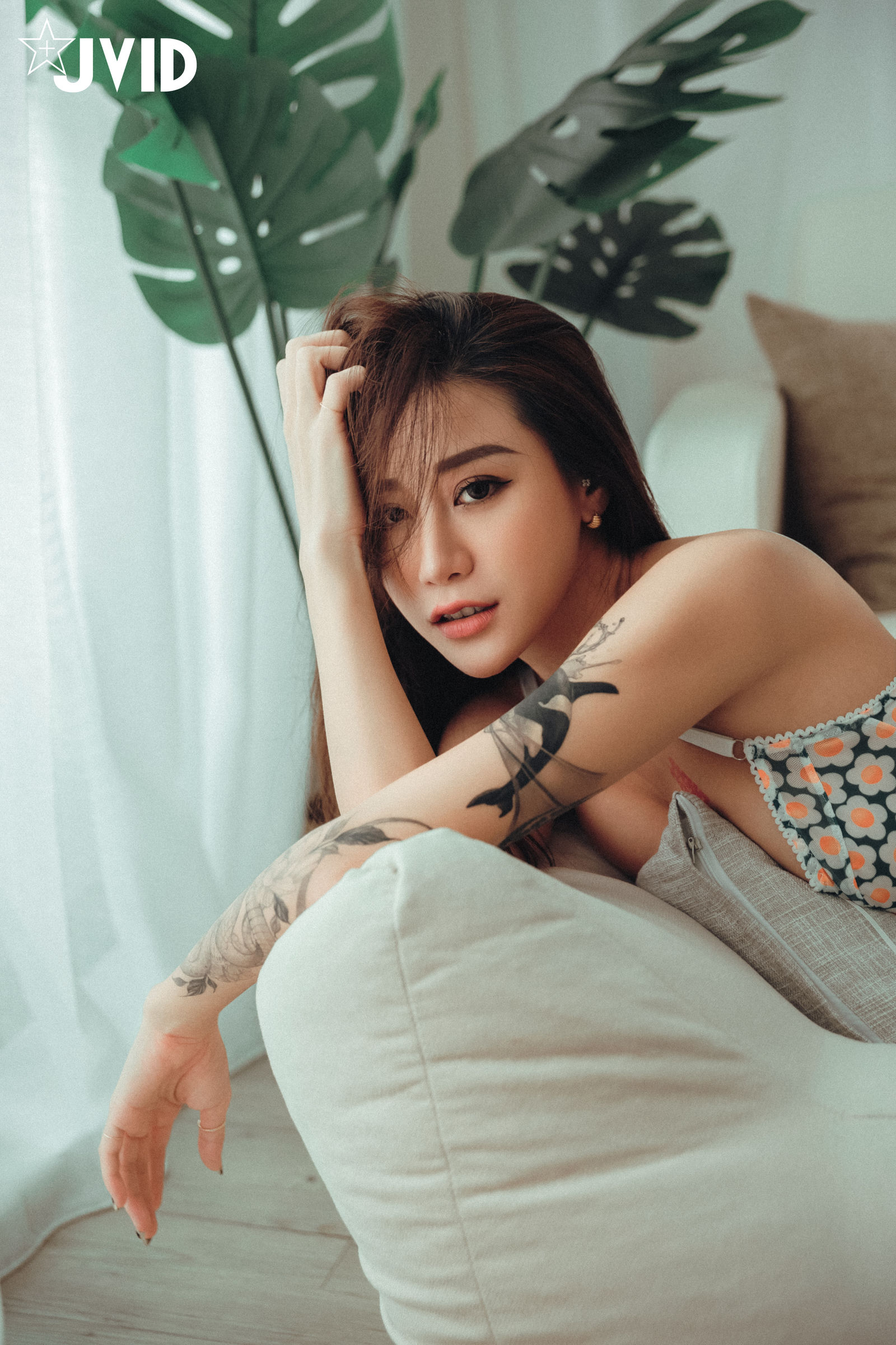 [JVID图集] Lara - My roommate