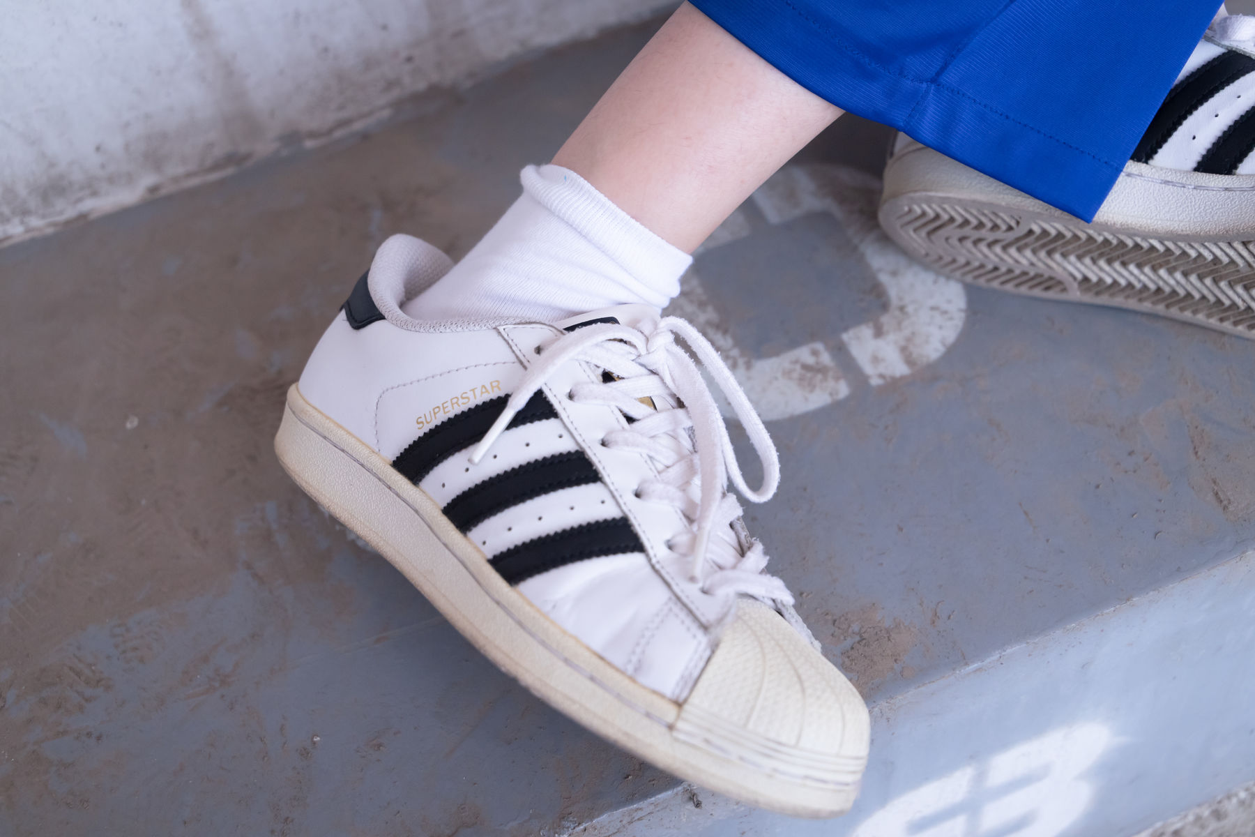 BoBoSocks袜啵啵 No.002 稚予-校服、贝壳头、白棉袜、裸足