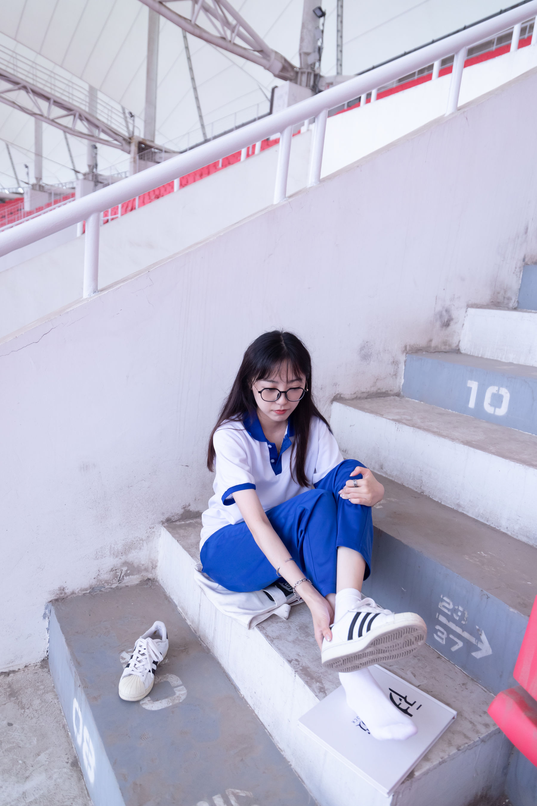 BoBoSocks袜啵啵 No.002 稚予-校服、贝壳头、白棉袜、裸足