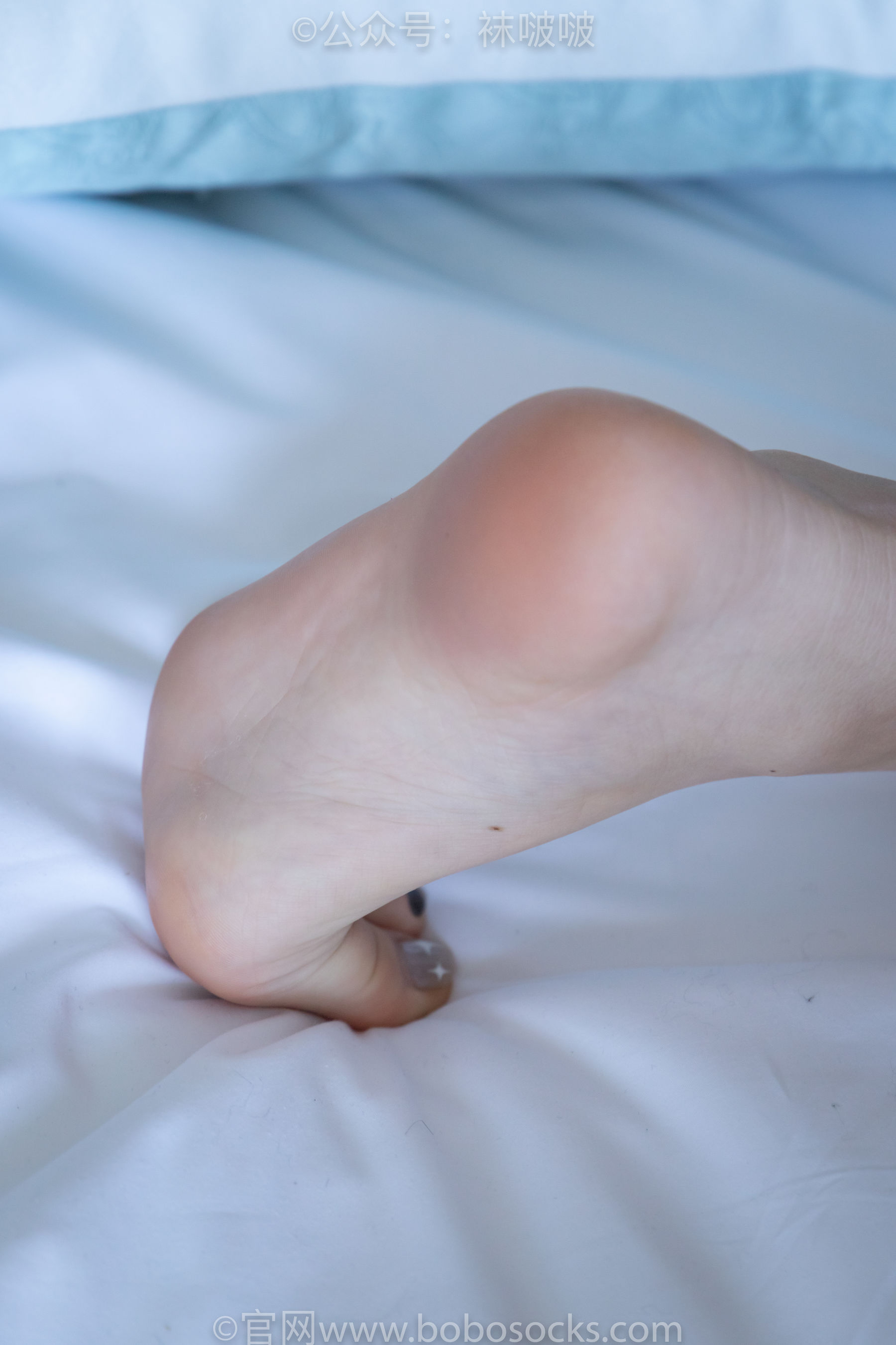 BoBoSocks袜啵啵 No.003 果冻-麦昆鞋、白色脏棉袜