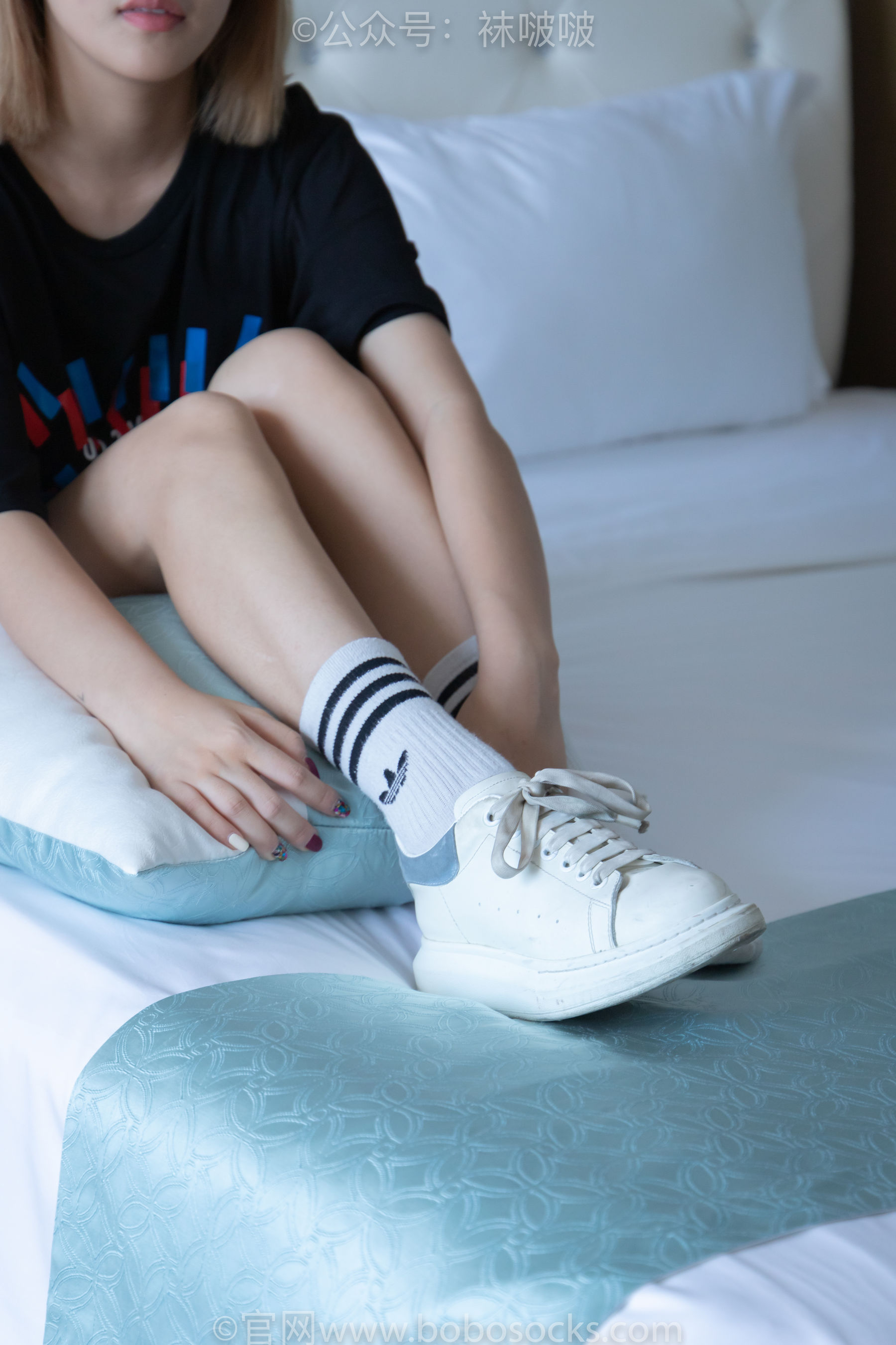 BoBoSocks袜啵啵 No.003 果冻-麦昆鞋、白色脏棉袜