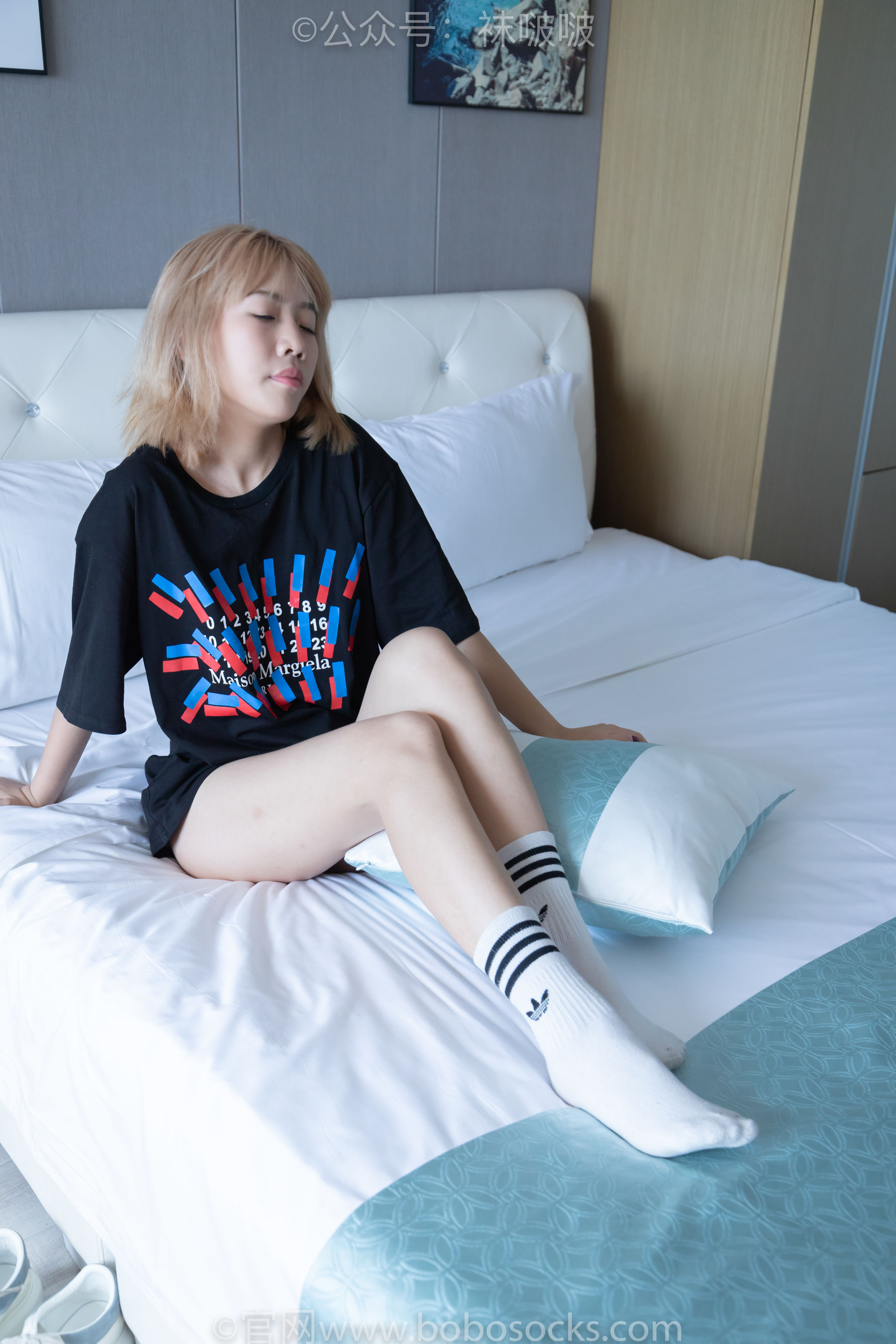 BoBoSocks袜啵啵 No.003 果冻-麦昆鞋、白色脏棉袜