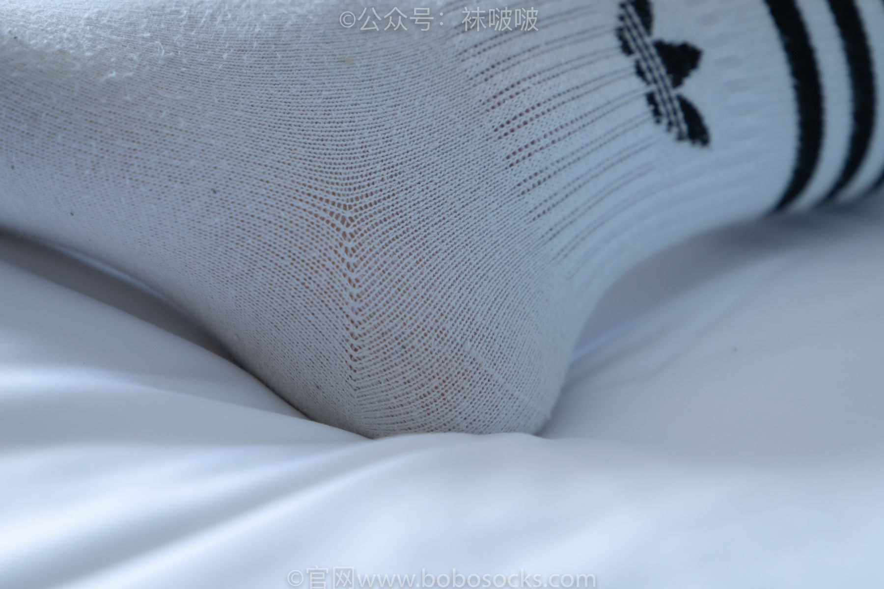BoBoSocks袜啵啵 No.003 果冻-麦昆鞋、白色脏棉袜