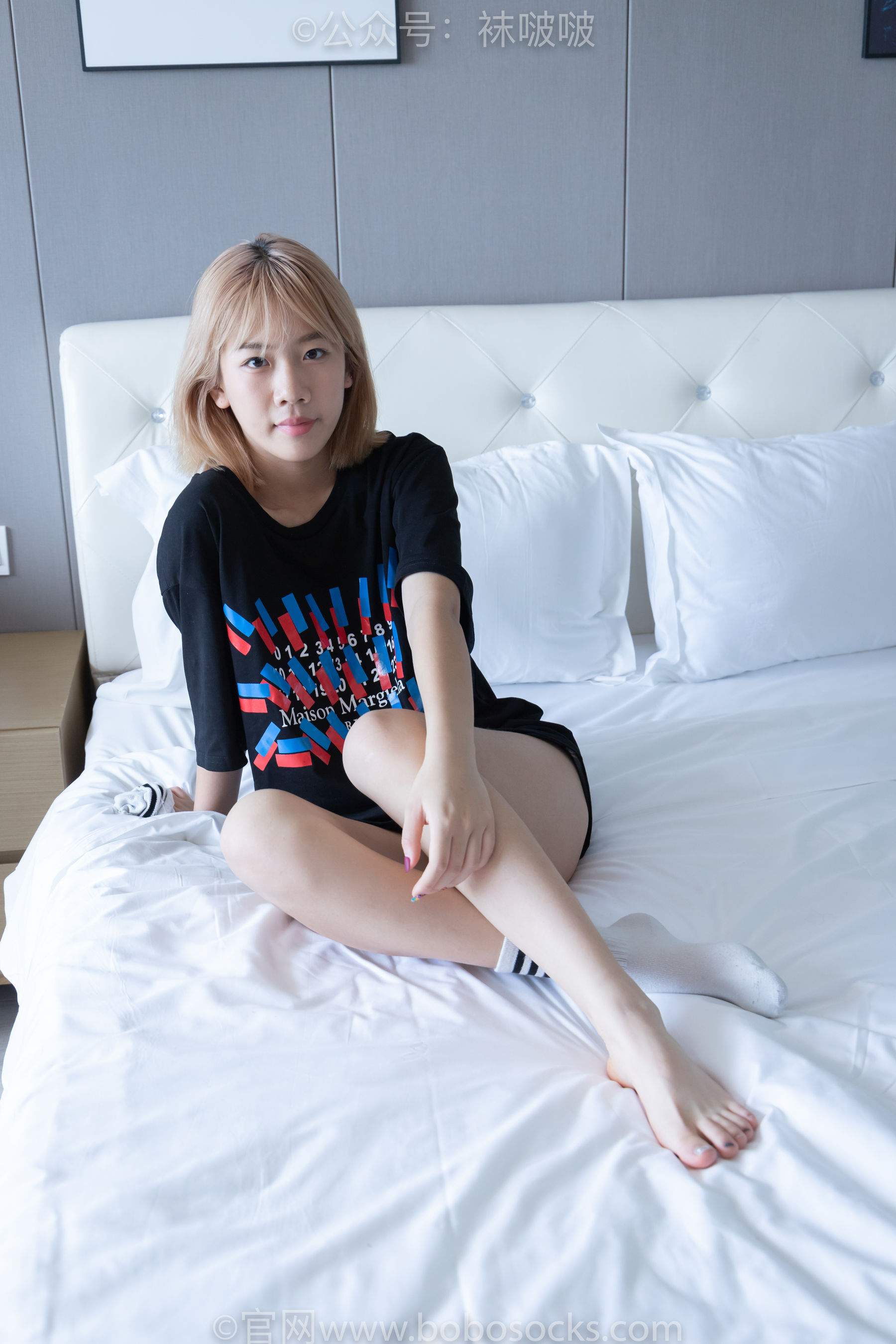 BoBoSocks袜啵啵 No.003 果冻-麦昆鞋、白色脏棉袜