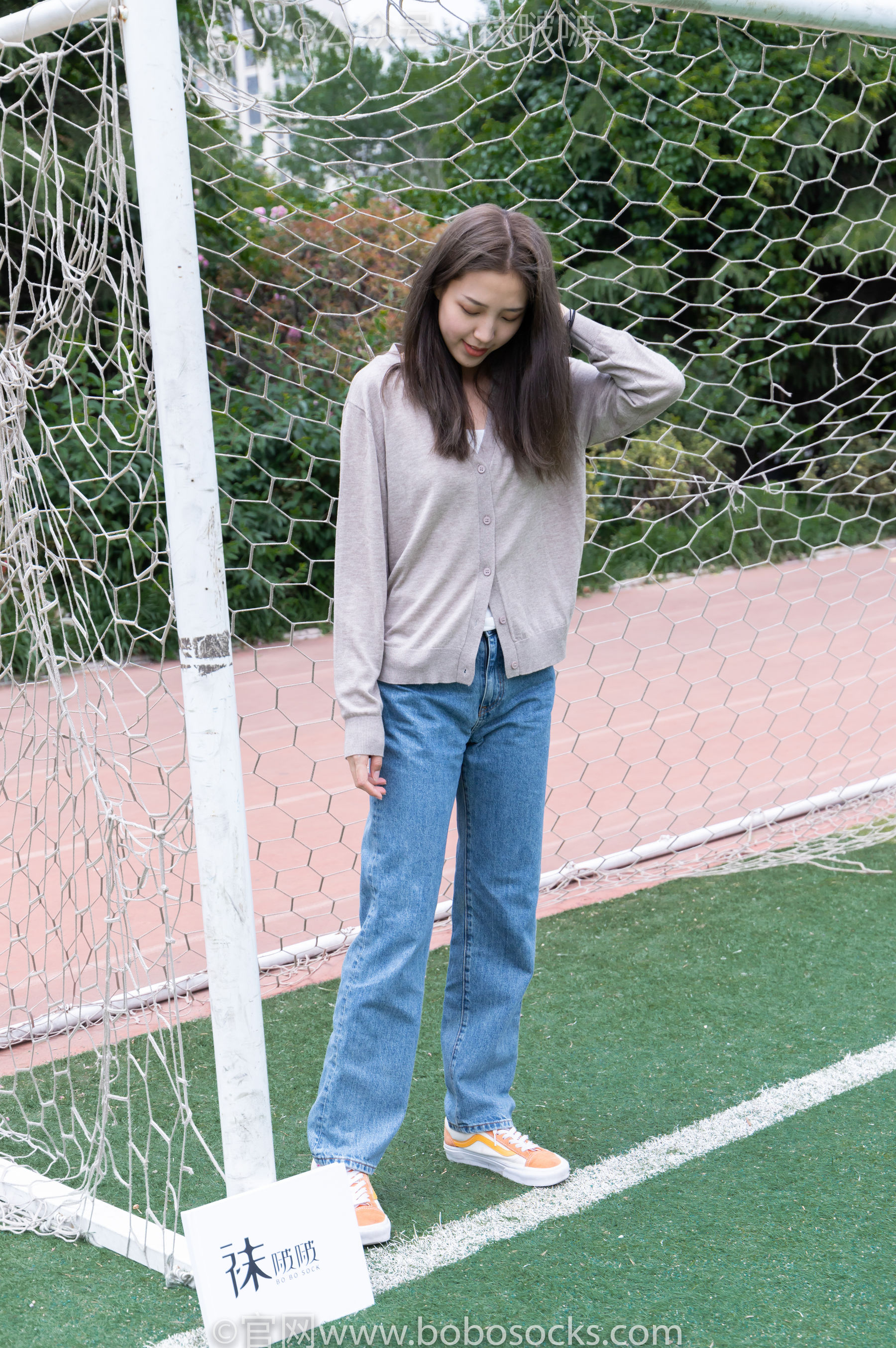 BoBoSocks袜啵啵 No.004 泡芙-vans帆布鞋、白棉袜、裸足