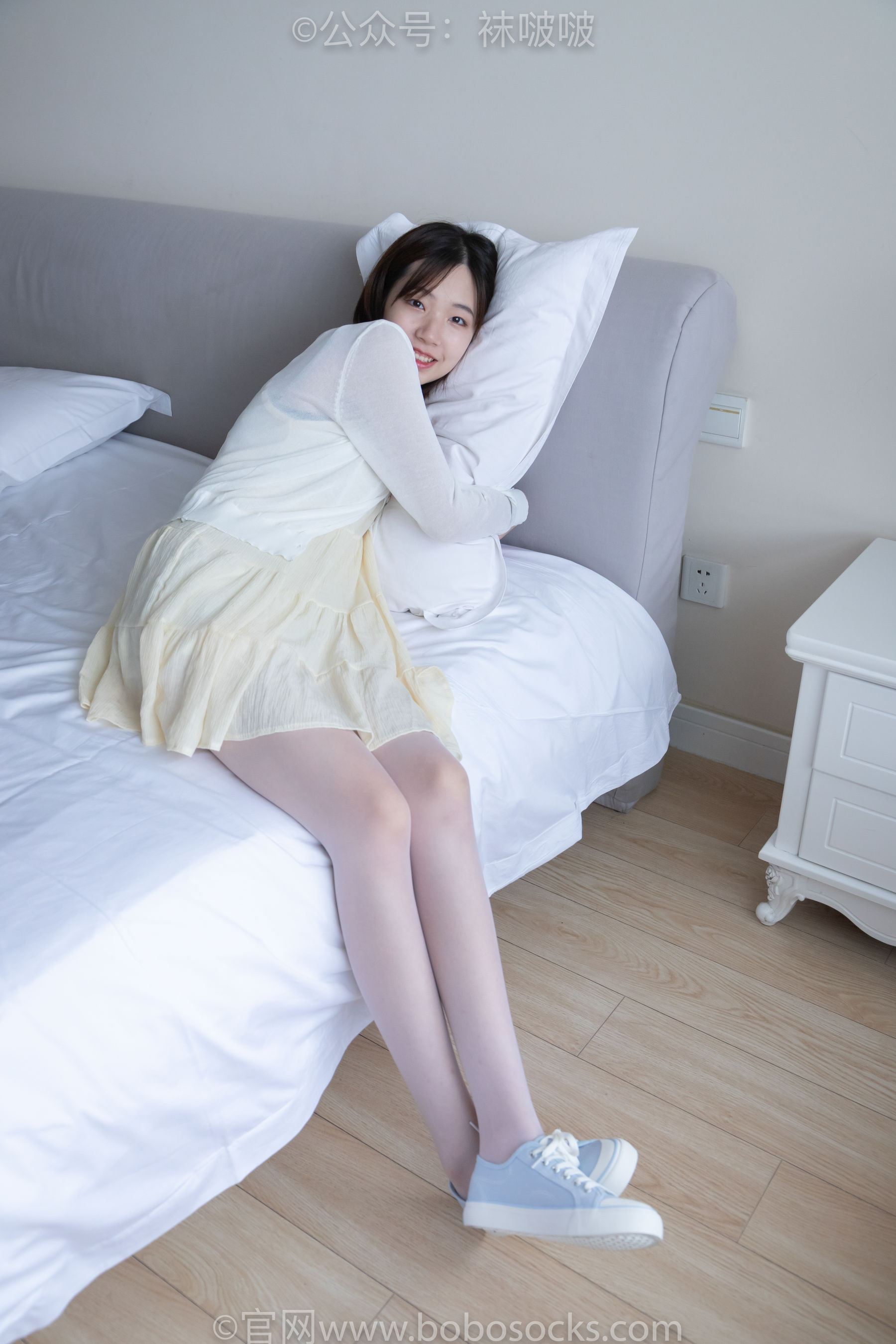 BoBoSocks袜啵啵 No.005 小甜豆-帆布鞋、薄白丝