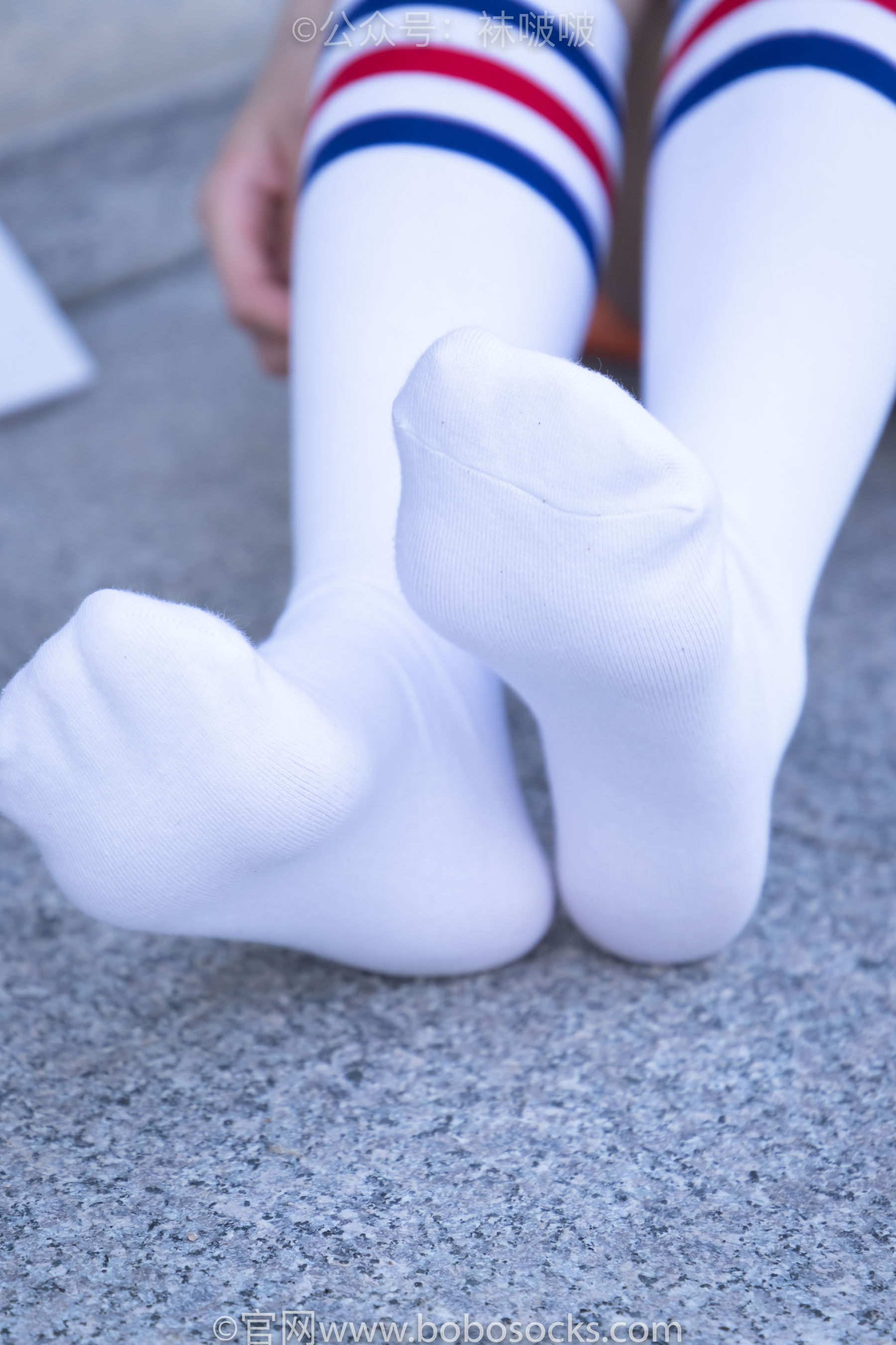 BoBoSocks袜啵啵 No.006 小米-运动鞋、白色小腿袜、裸足