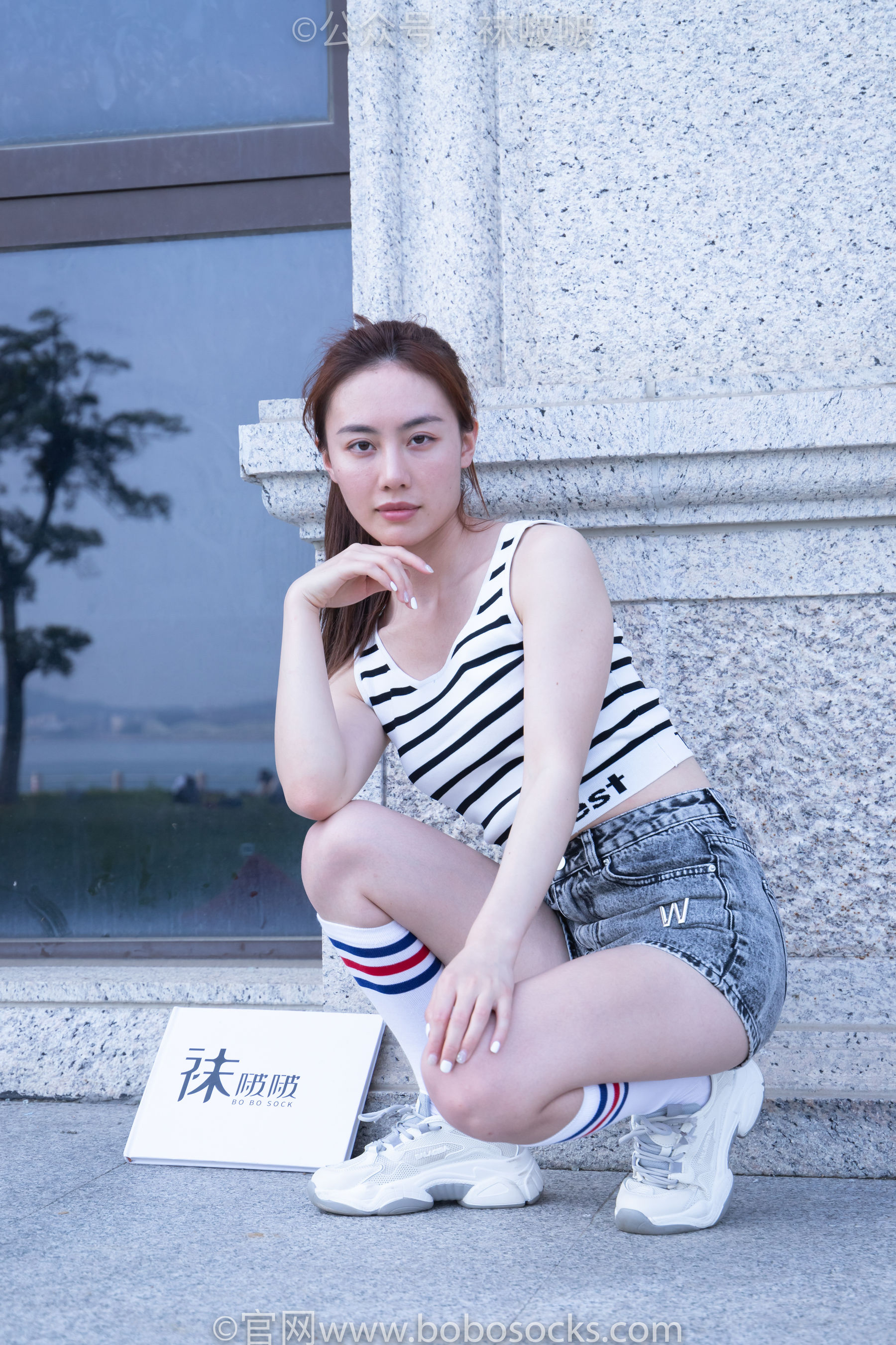 BoBoSocks袜啵啵 No.006 小米-运动鞋、白色小腿袜、裸足