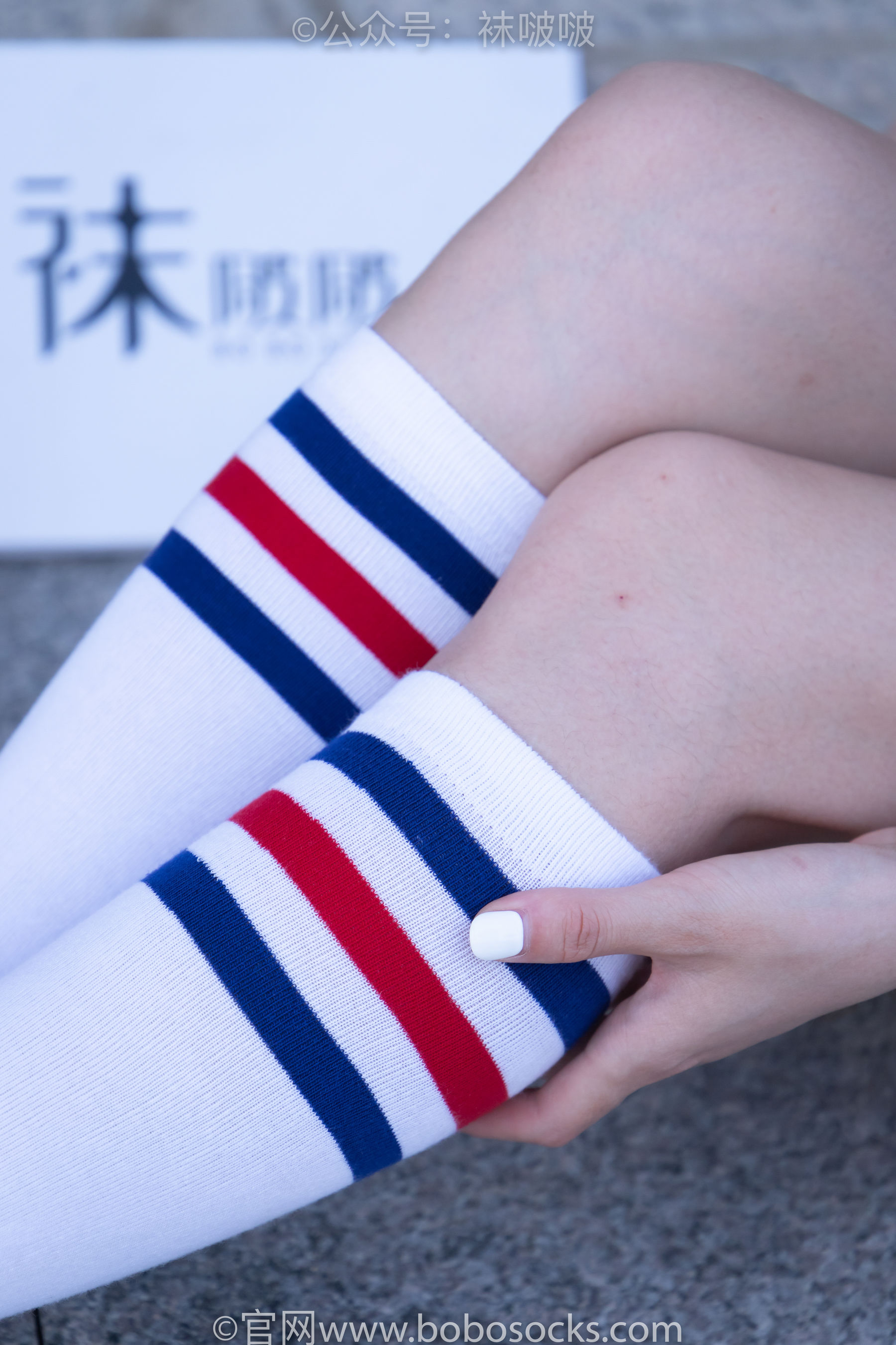 BoBoSocks袜啵啵 No.006 小米-运动鞋、白色小腿袜、裸足