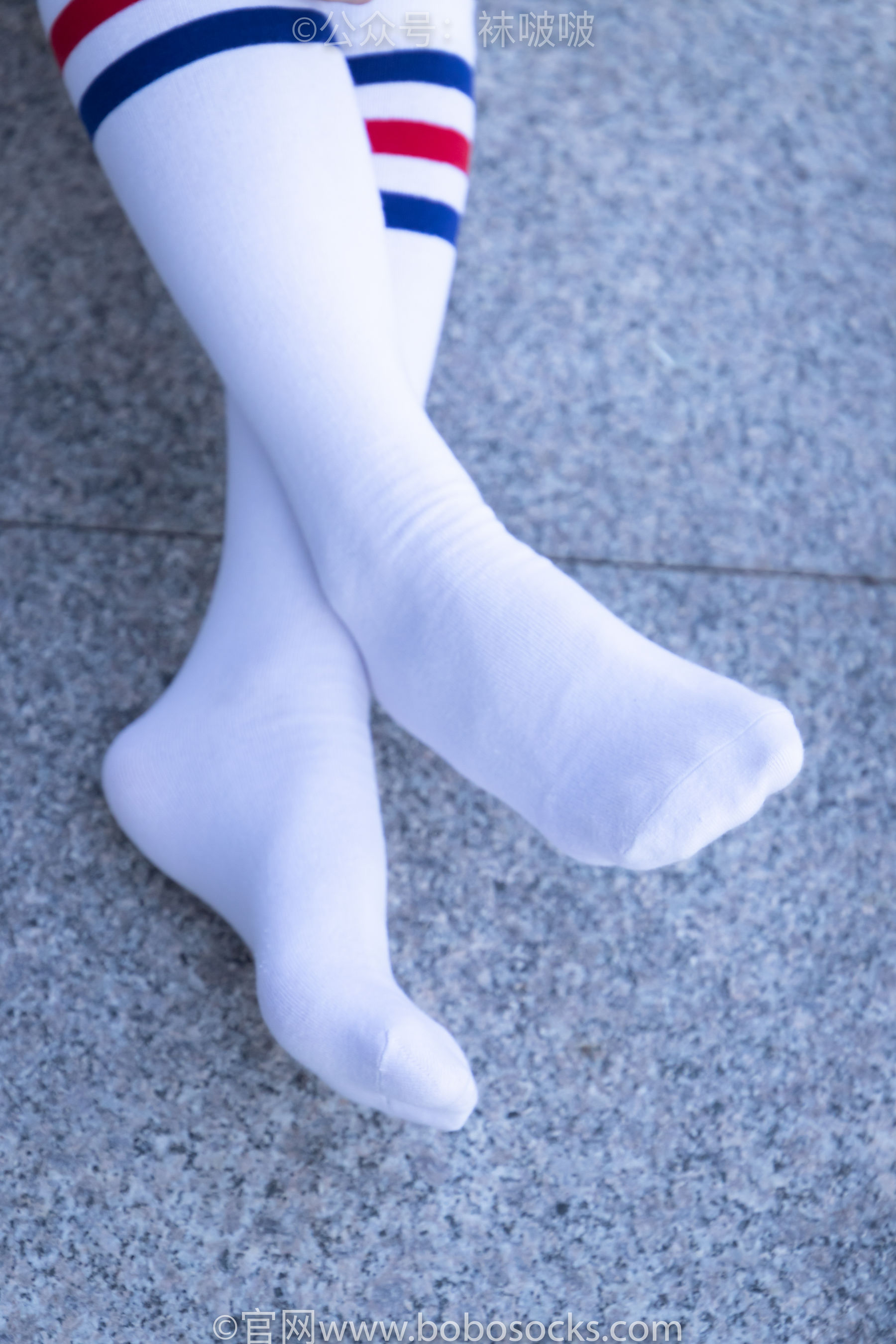 BoBoSocks袜啵啵 No.006 小米-运动鞋、白色小腿袜、裸足