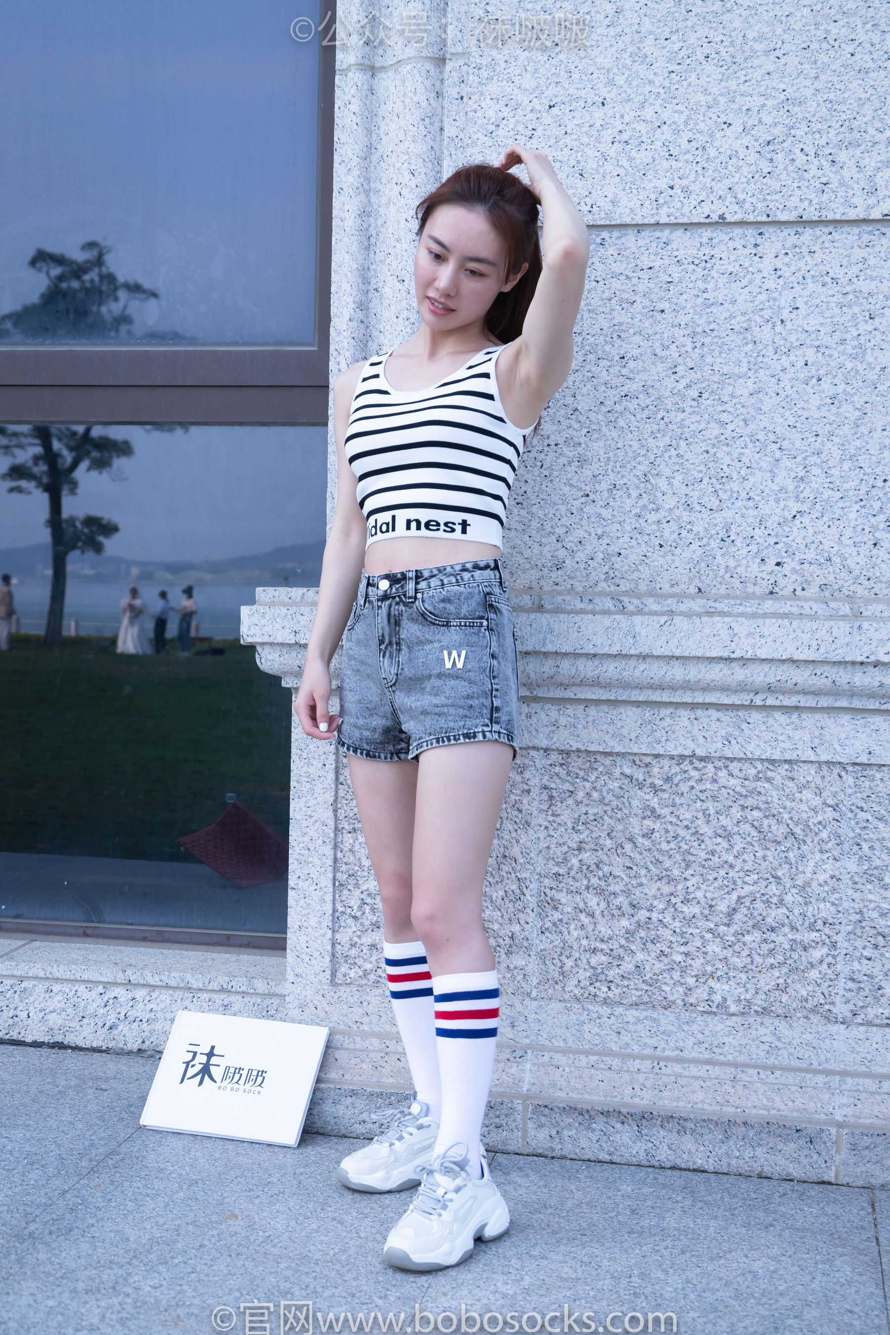 BoBoSocks袜啵啵 No.006 小米-运动鞋、白色小腿袜、裸足