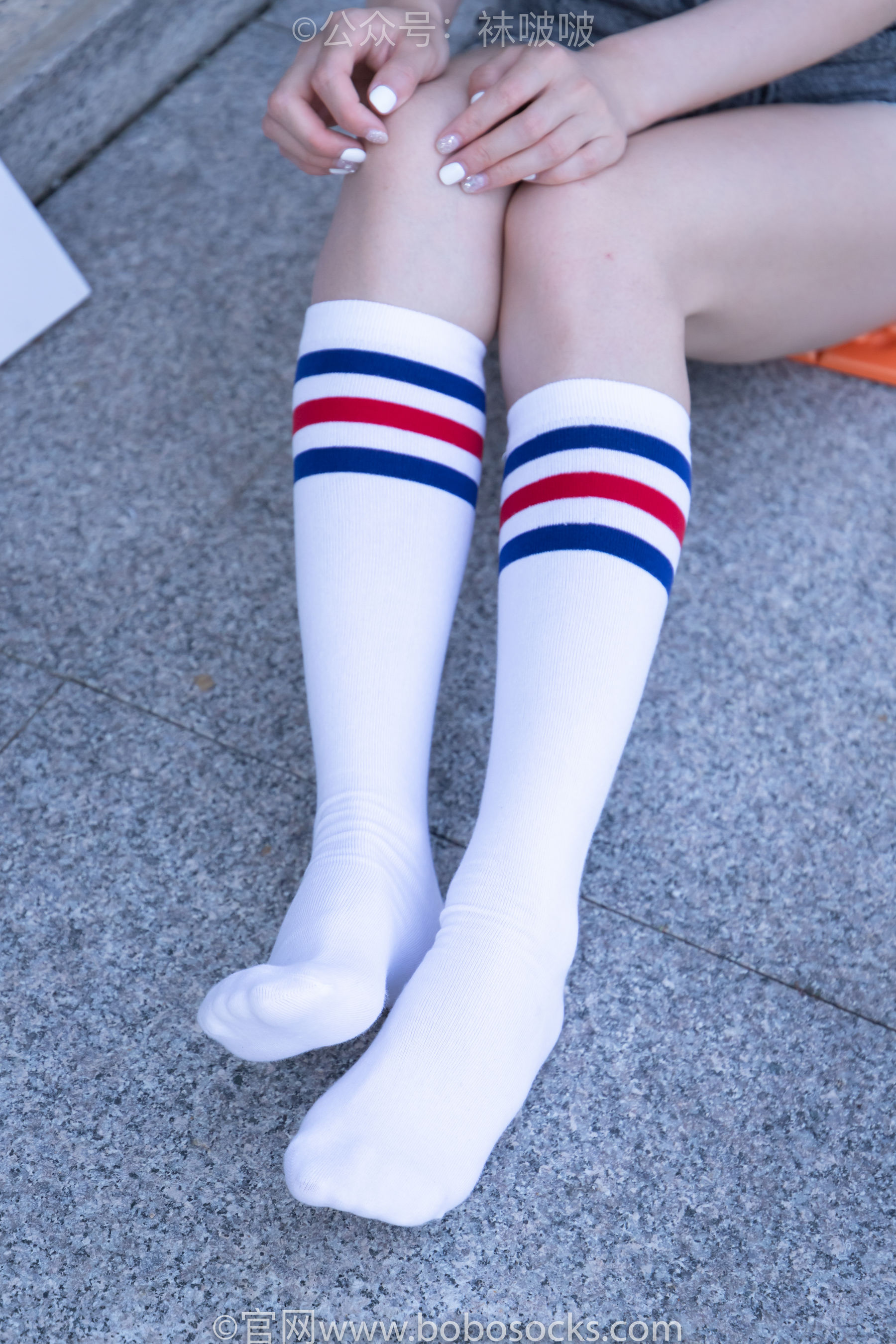 BoBoSocks袜啵啵 No.006 小米-运动鞋、白色小腿袜、裸足