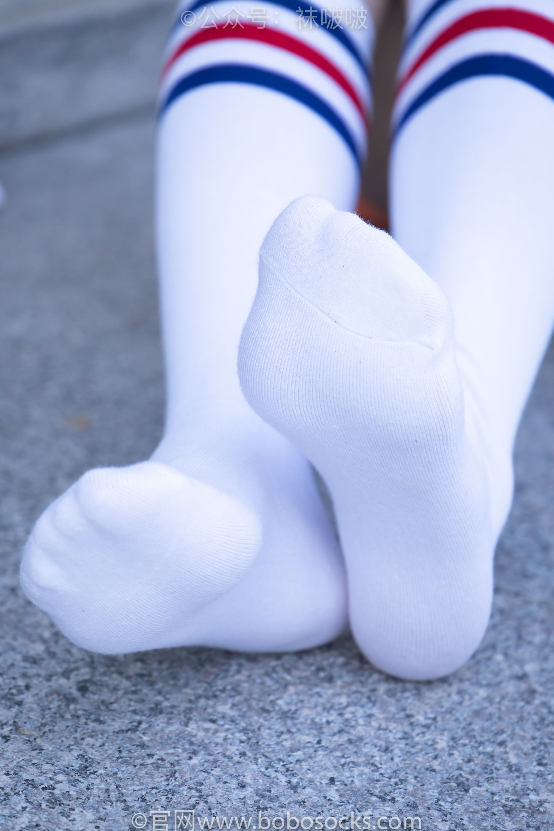 BoBoSocks袜啵啵 No.006 小米-运动鞋、白色小腿袜、裸足