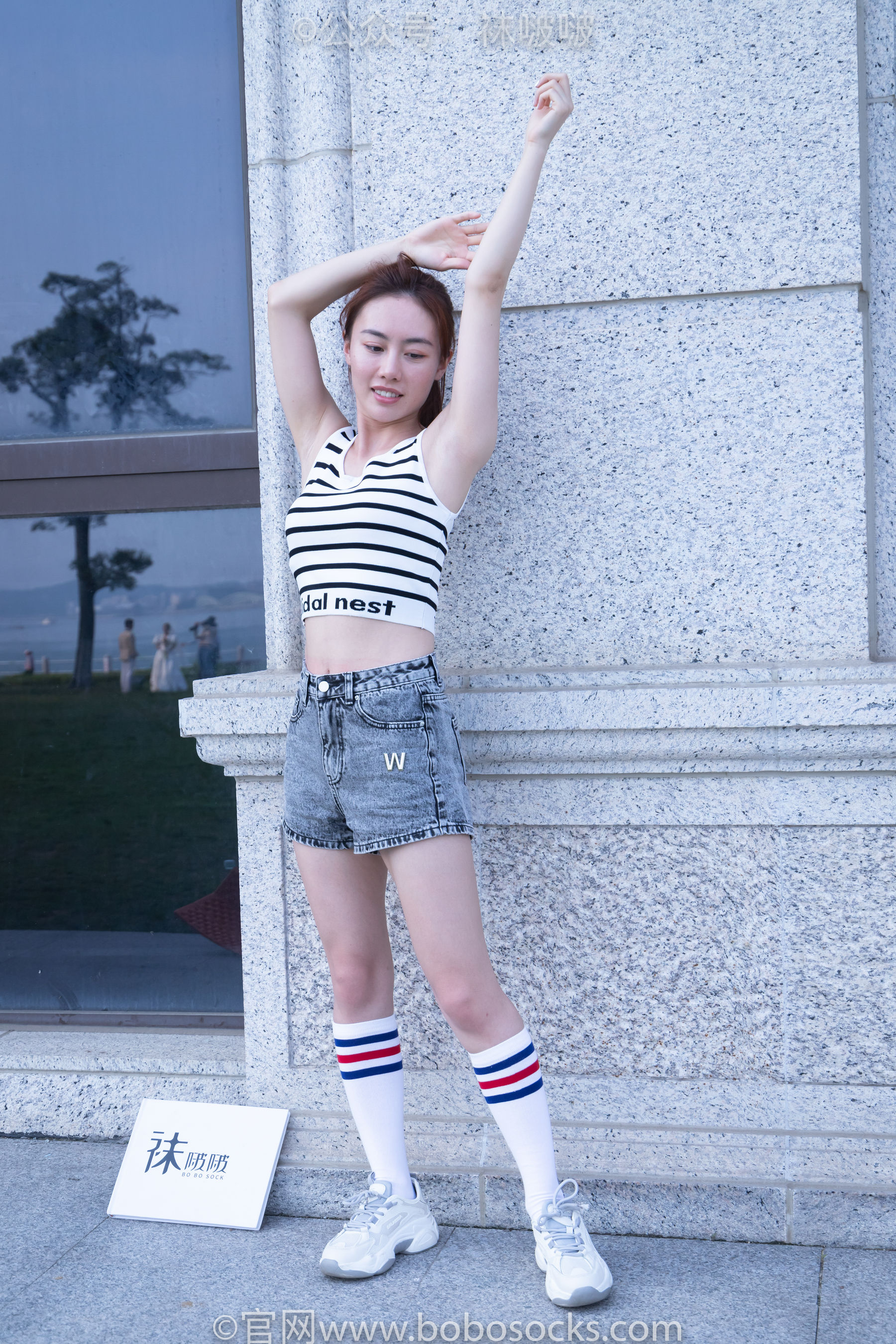 BoBoSocks袜啵啵 No.006 小米-运动鞋、白色小腿袜、裸足
