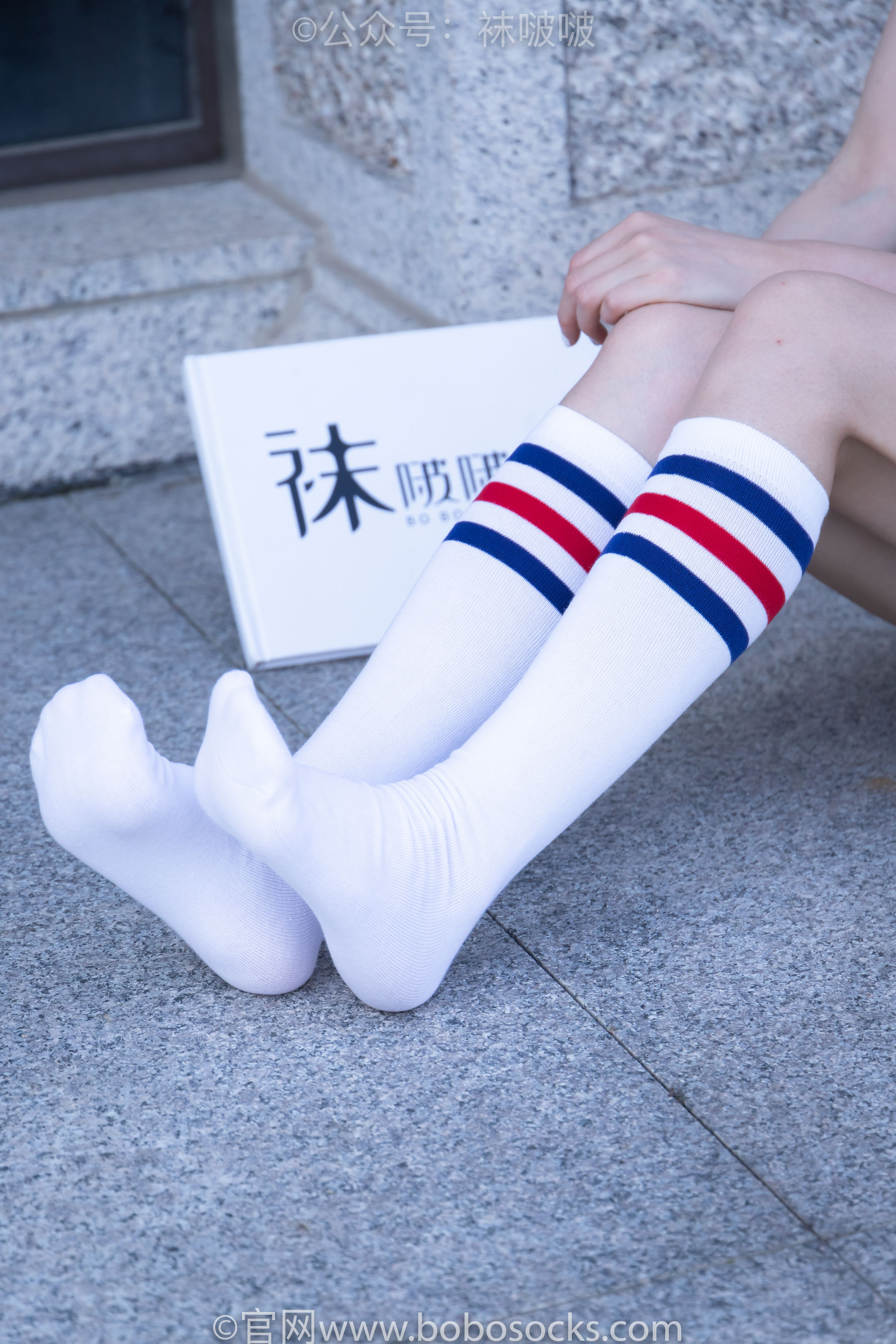 BoBoSocks袜啵啵 No.006 小米-运动鞋、白色小腿袜、裸足