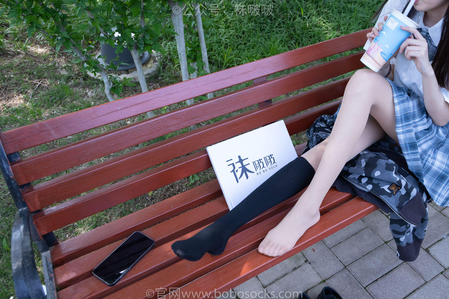 BoBoSocks袜啵啵 No.007 稚予-JK制服、皮鞋、黑色中筒棉袜、肉丝