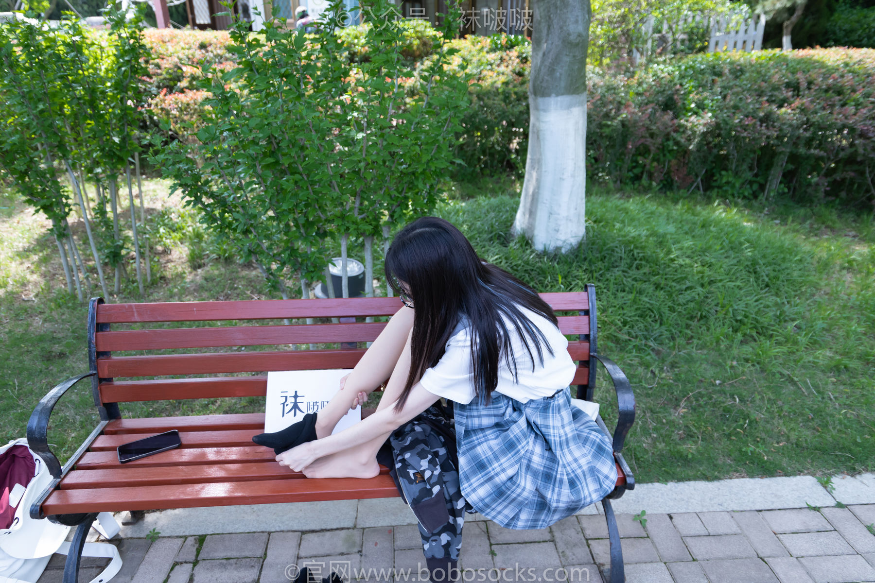 BoBoSocks袜啵啵 No.007 稚予-JK制服、皮鞋、黑色中筒棉袜、肉丝