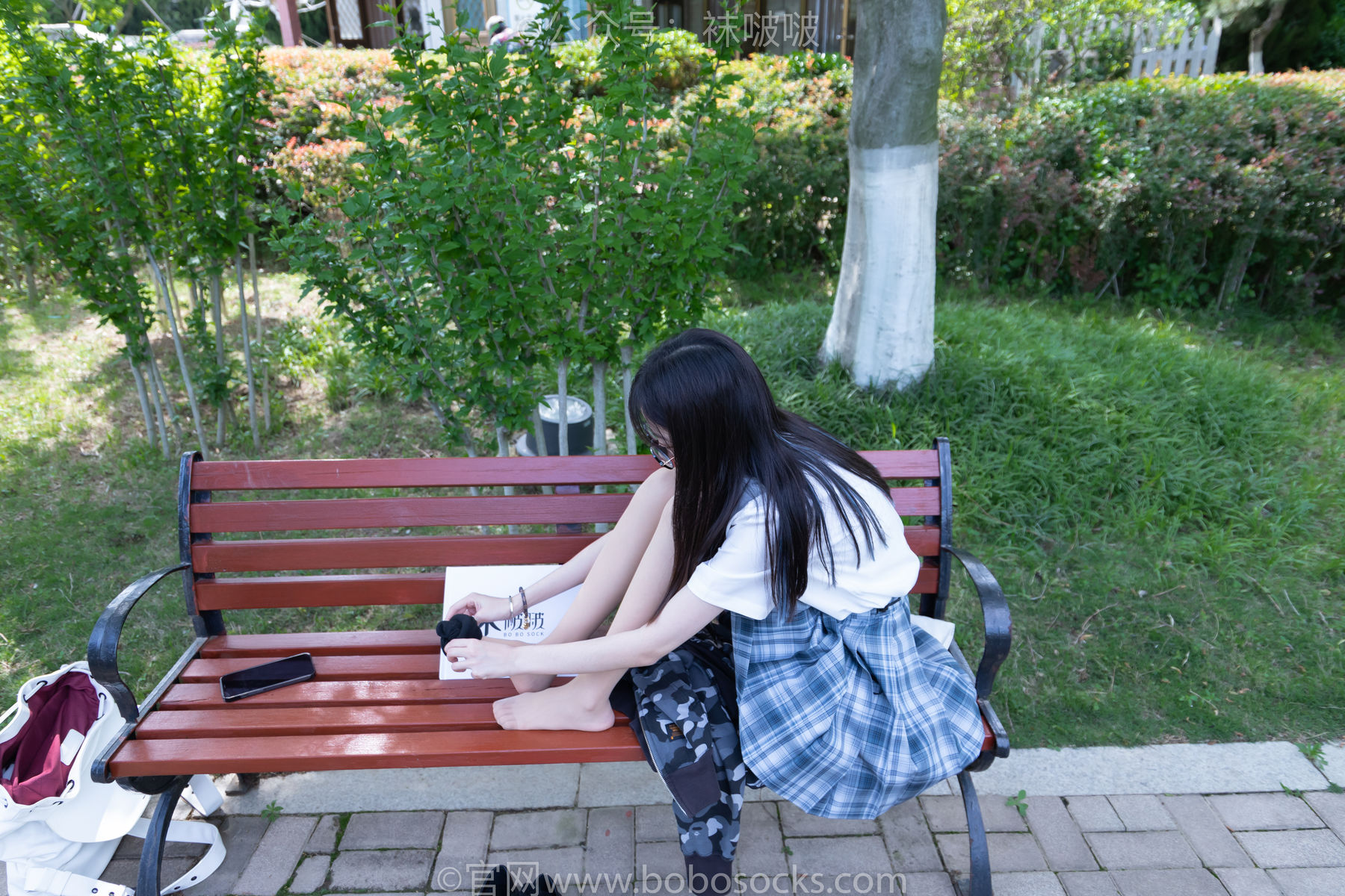 BoBoSocks袜啵啵 No.007 稚予-JK制服、皮鞋、黑色中筒棉袜、肉丝