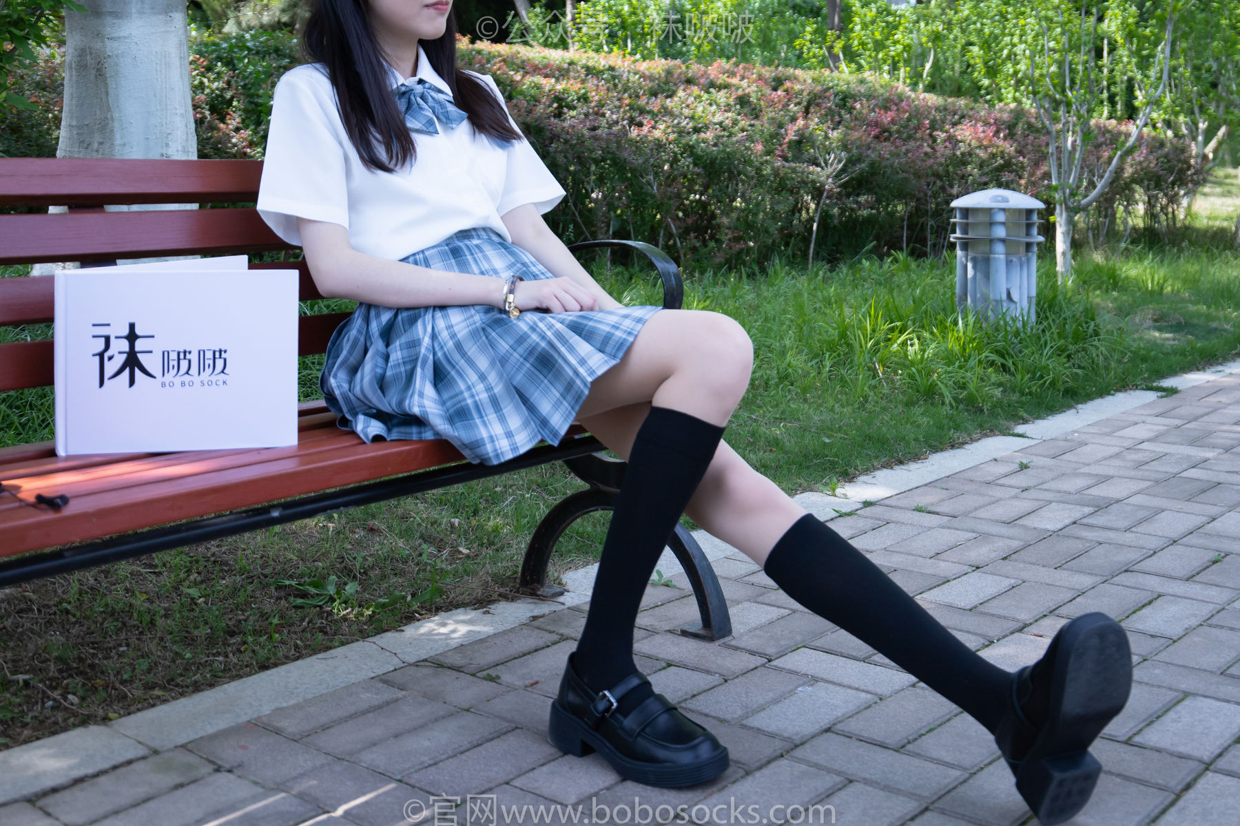 BoBoSocks袜啵啵 No.007 稚予-JK制服、皮鞋、黑色中筒棉袜、肉丝