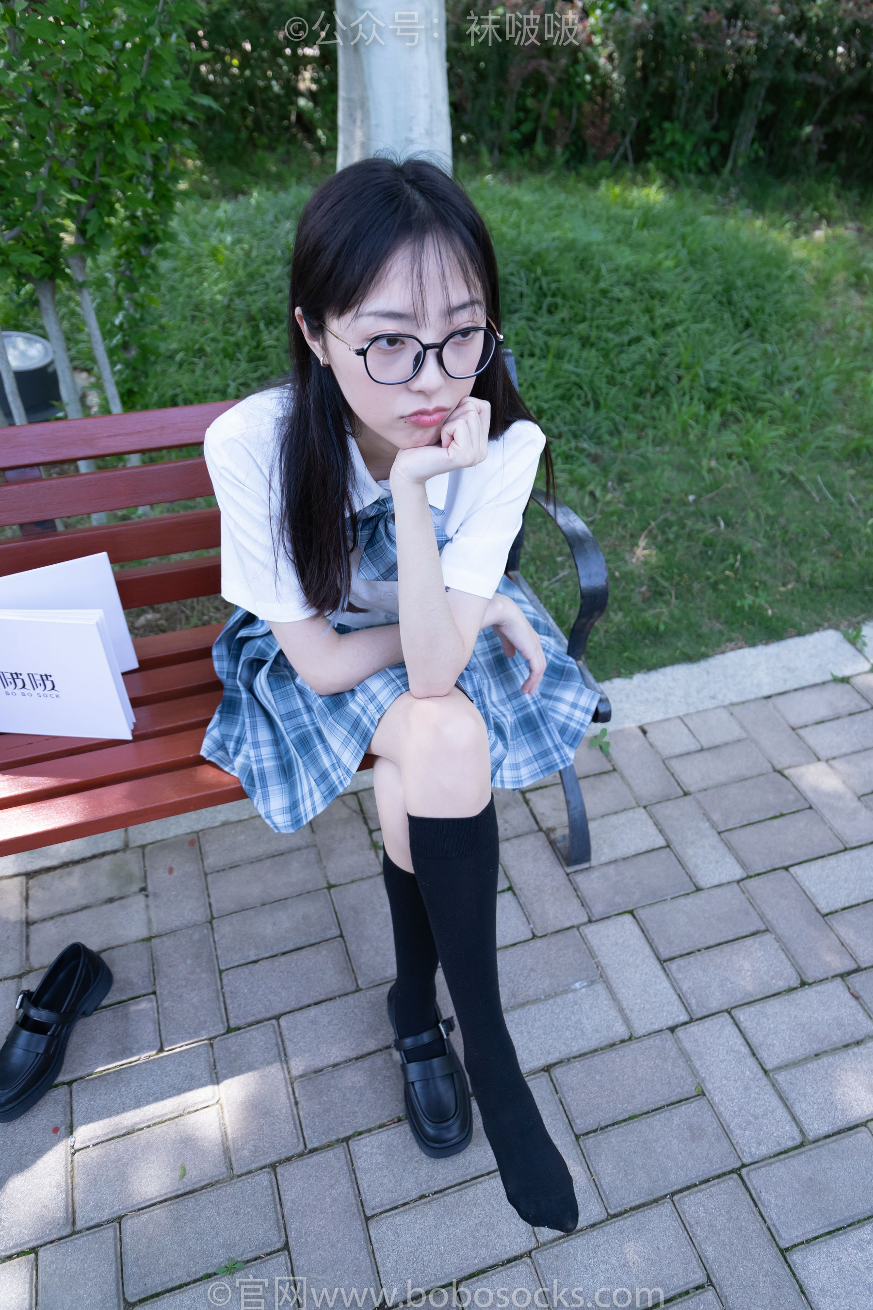 BoBoSocks袜啵啵 No.007 稚予-JK制服、皮鞋、黑色中筒棉袜、肉丝