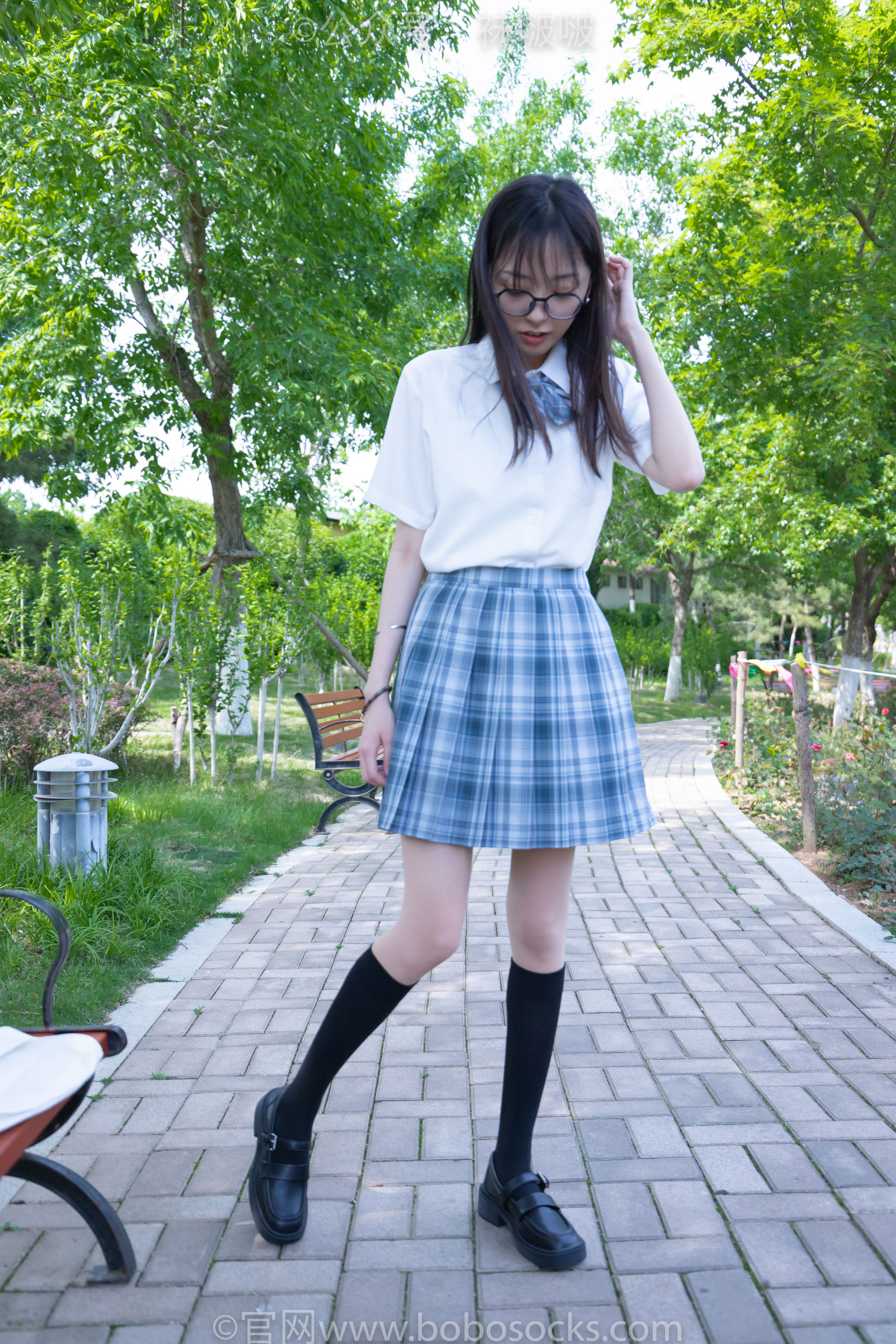 BoBoSocks袜啵啵 No.007 稚予-JK制服、皮鞋、黑色中筒棉袜、肉丝
