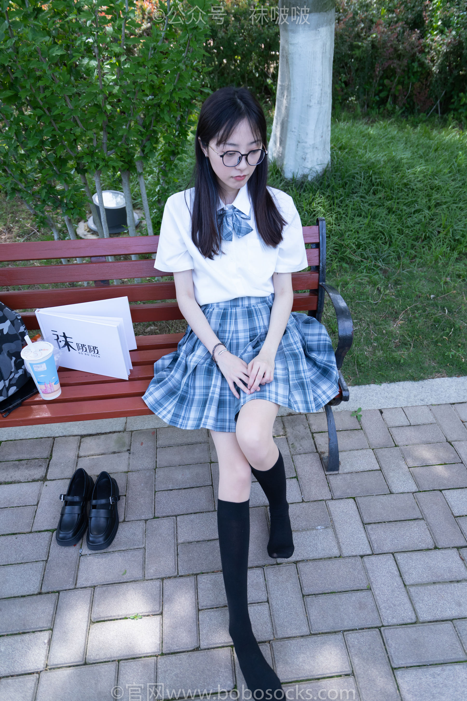 BoBoSocks袜啵啵 No.007 稚予-JK制服、皮鞋、黑色中筒棉袜、肉丝