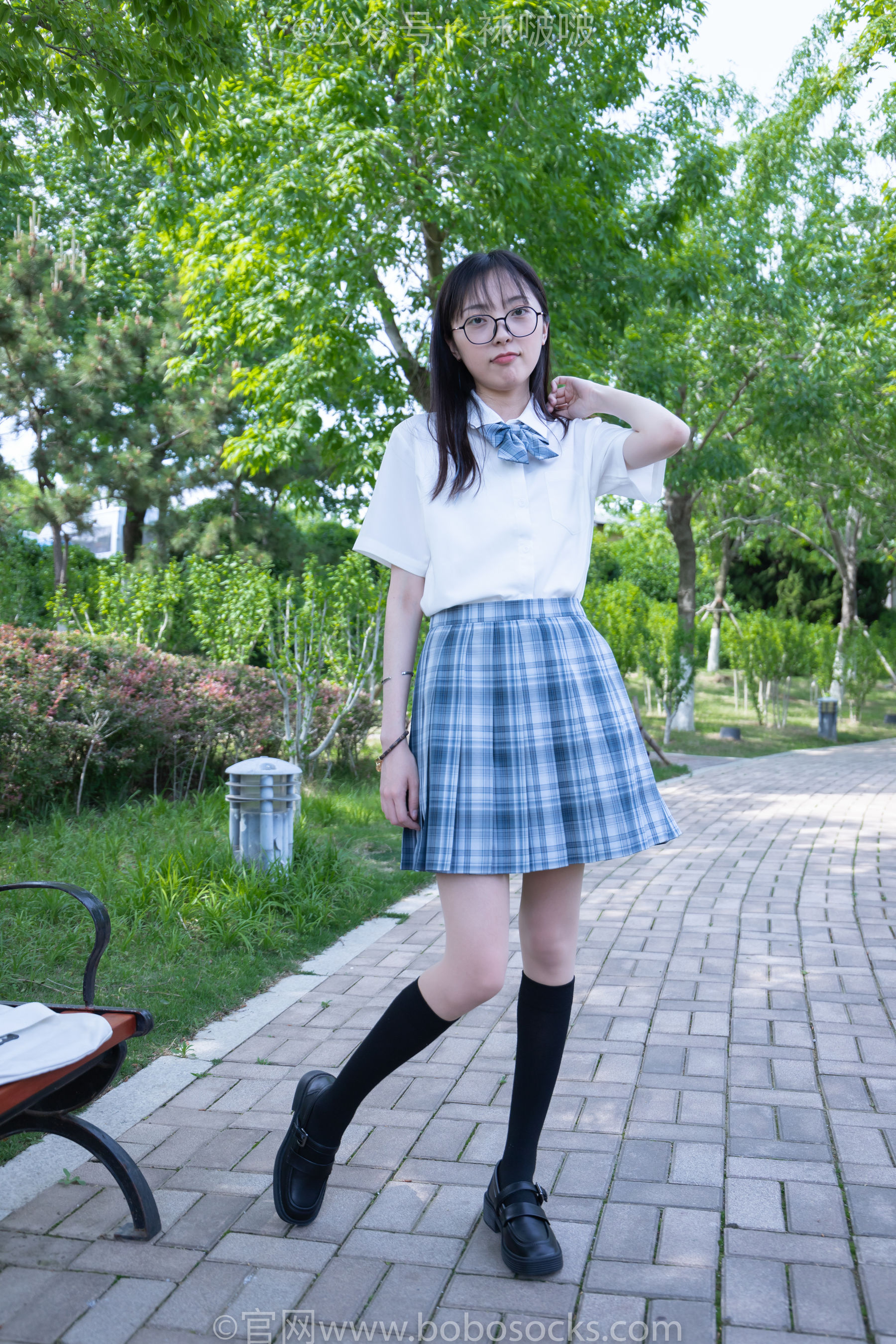 BoBoSocks袜啵啵 No.007 稚予-JK制服、皮鞋、黑色中筒棉袜、肉丝