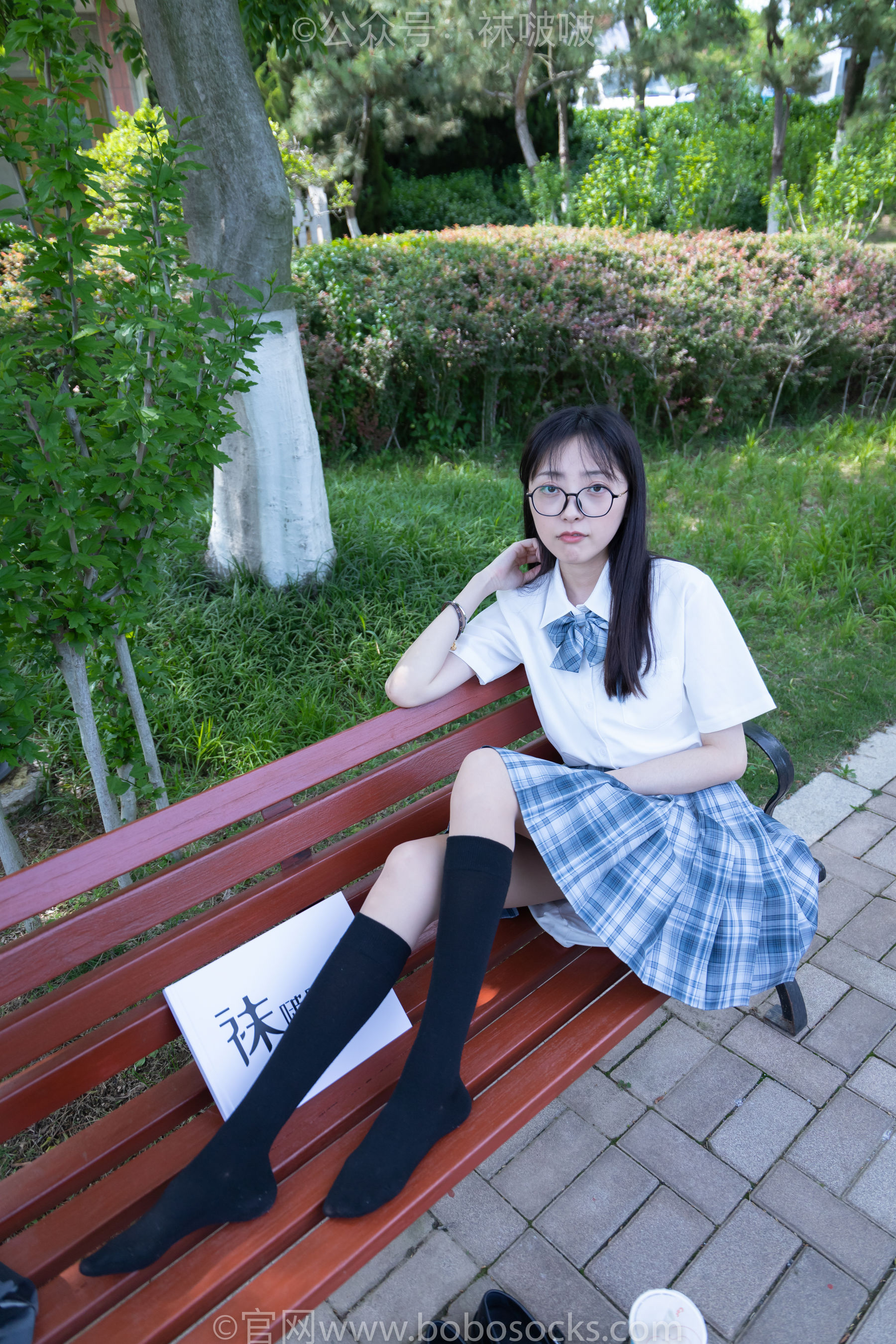 BoBoSocks袜啵啵 No.007 稚予-JK制服、皮鞋、黑色中筒棉袜、肉丝