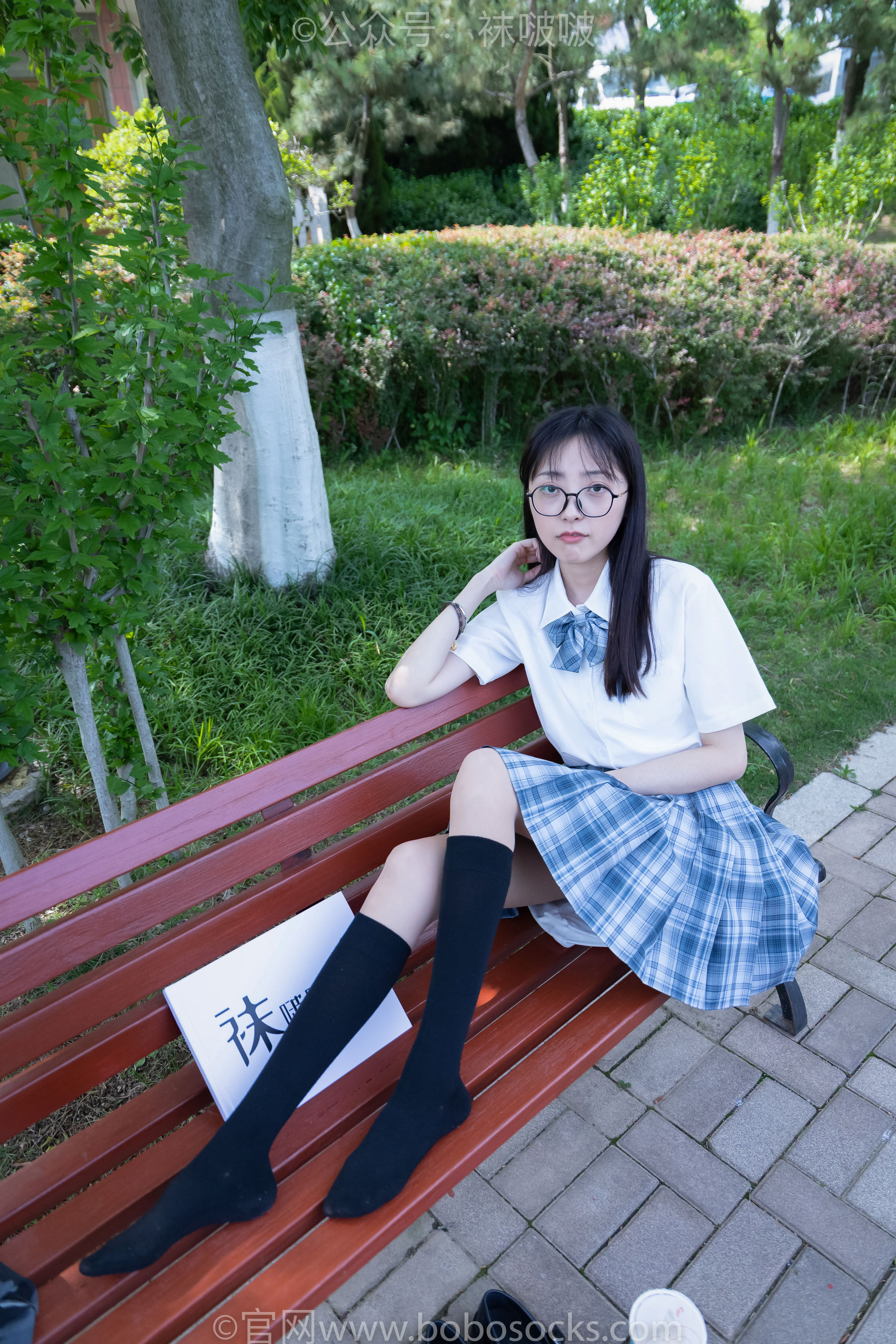 BoBoSocks袜啵啵 No.007 稚予-JK制服、皮鞋、黑色中筒棉袜、肉丝