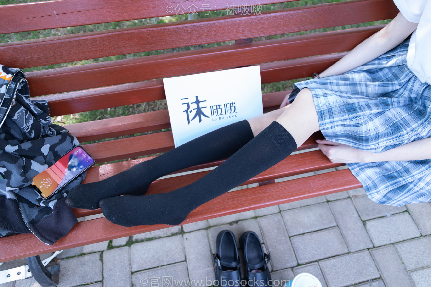 BoBoSocks袜啵啵 No.007 稚予-JK制服、皮鞋、黑色中筒棉袜、肉丝