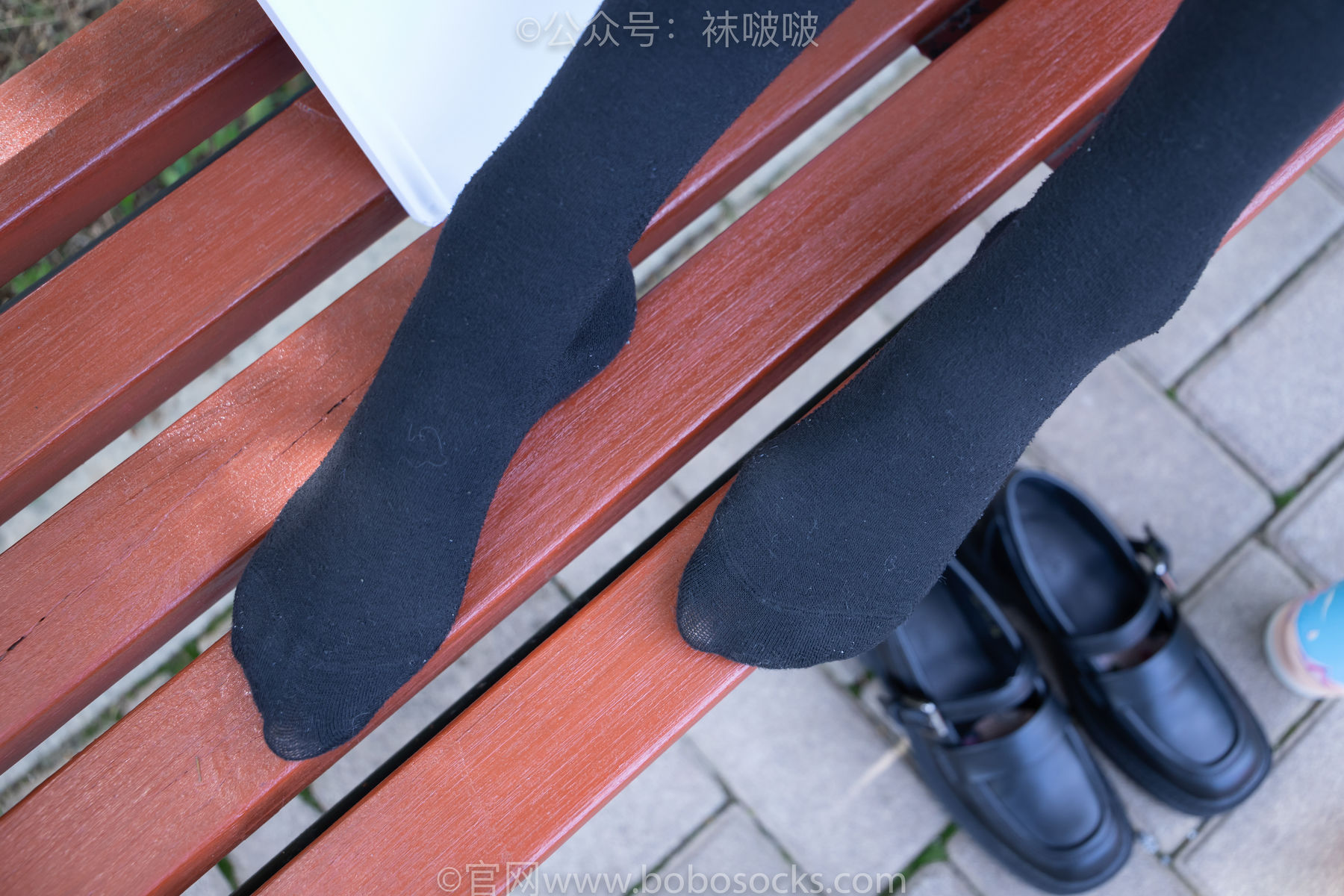 BoBoSocks袜啵啵 No.007 稚予-JK制服、皮鞋、黑色中筒棉袜、肉丝